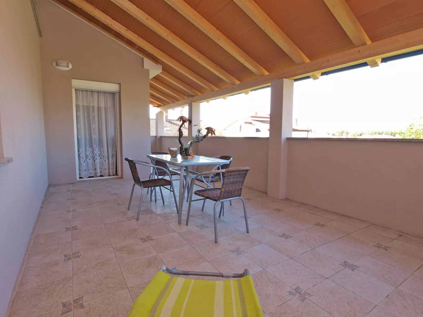 Apartment 143 - Dedans