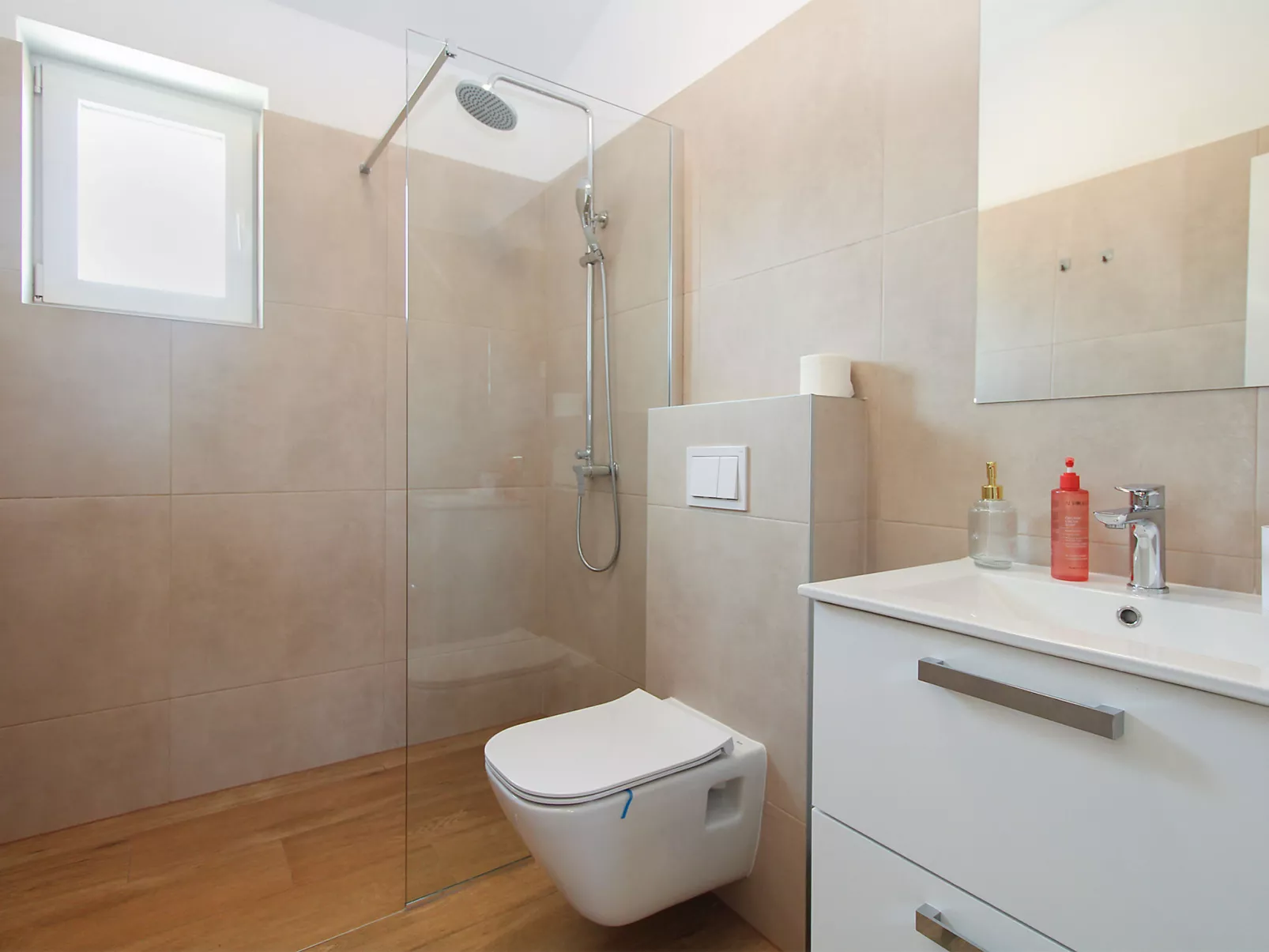 House 2351 - Dedans