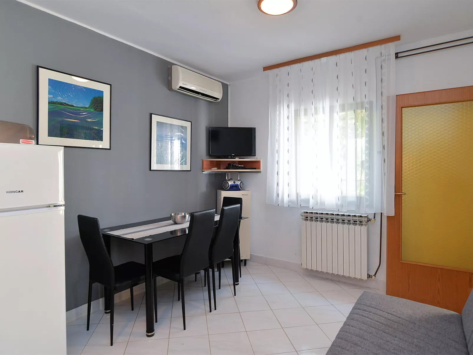 Apartment 2060 - Drinnen