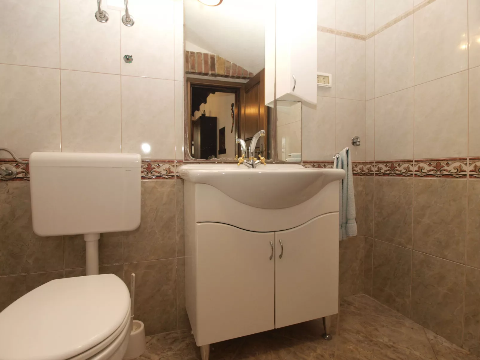 Apartment 1655 - Inside