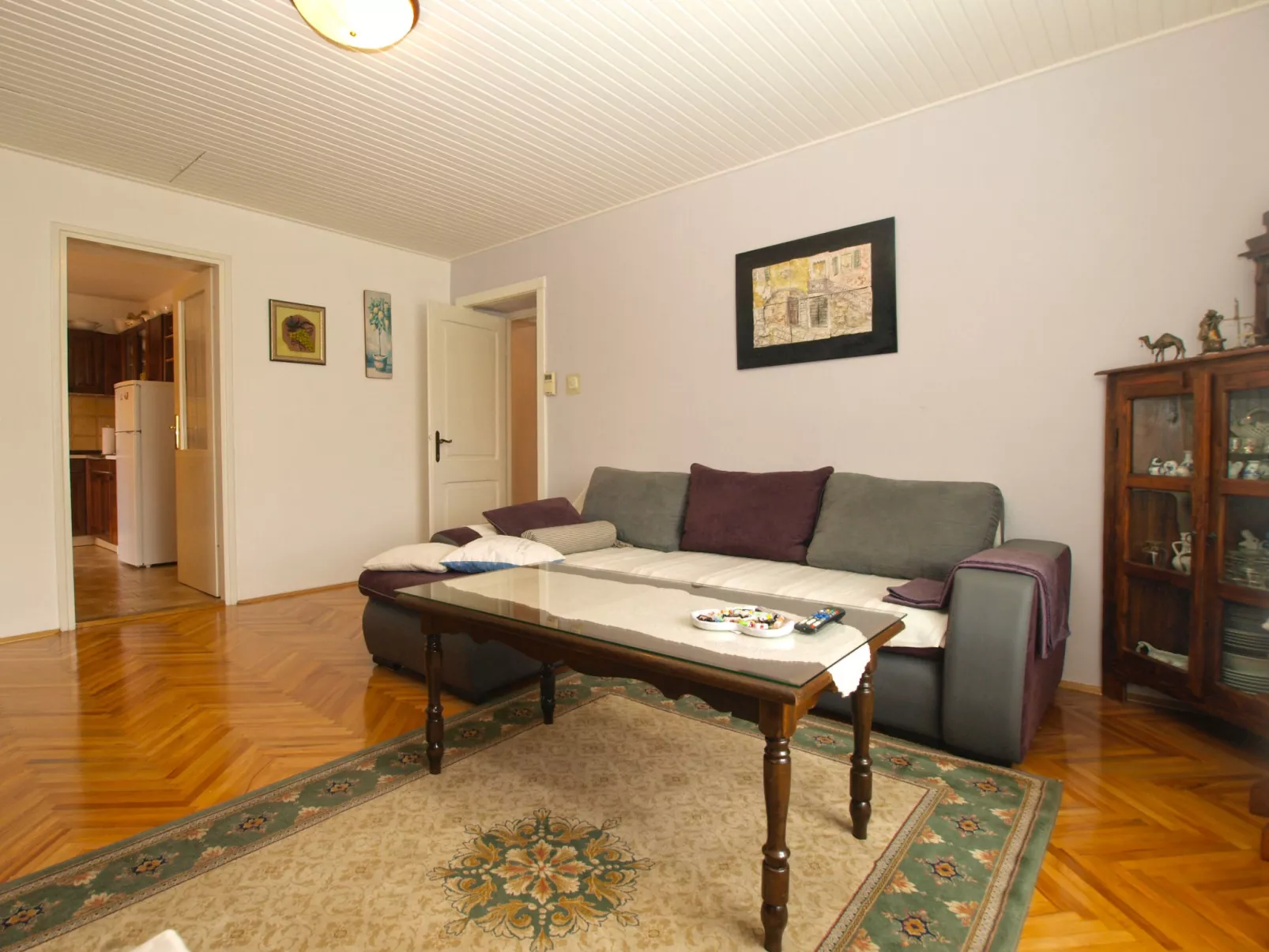 Apartment 64 - Drinnen