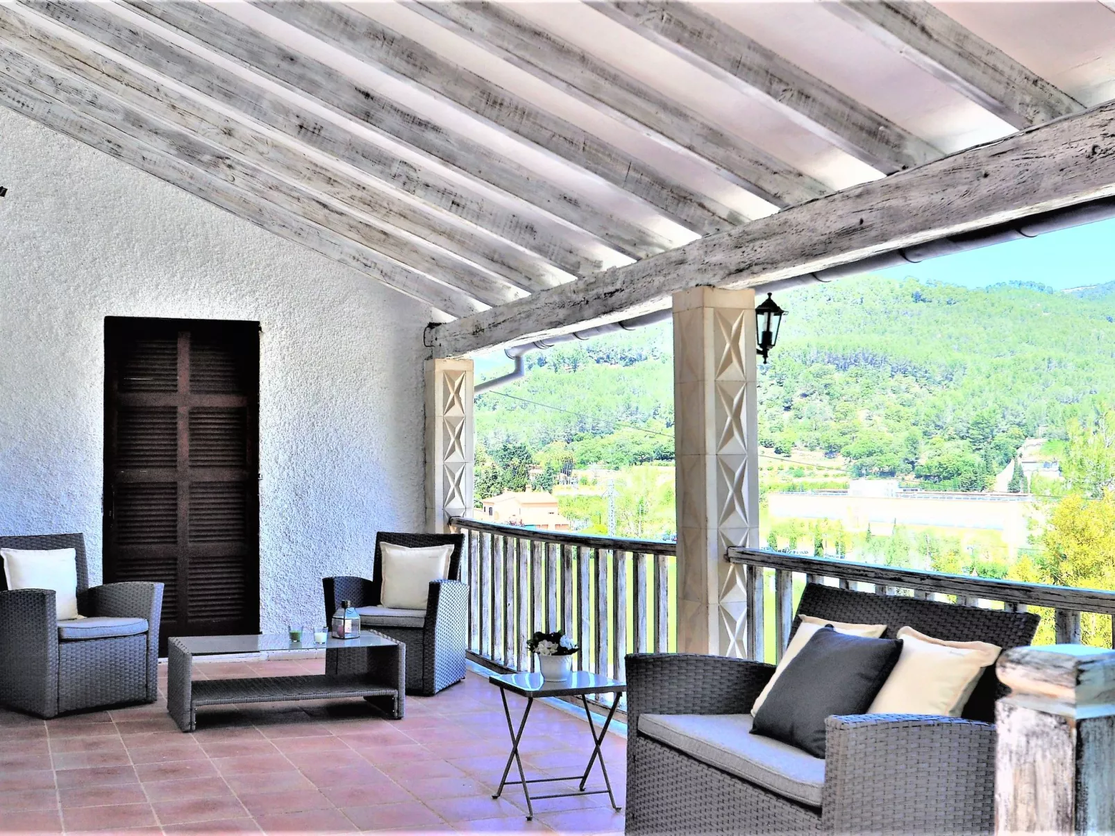 Villa con piscina privada, wifi, aire acondicionado y vistas a montaña ideal pa - Drinnen