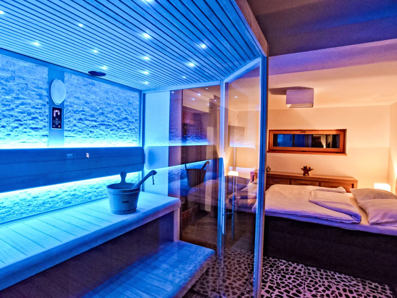 Luxury Wellness - Drinnen
