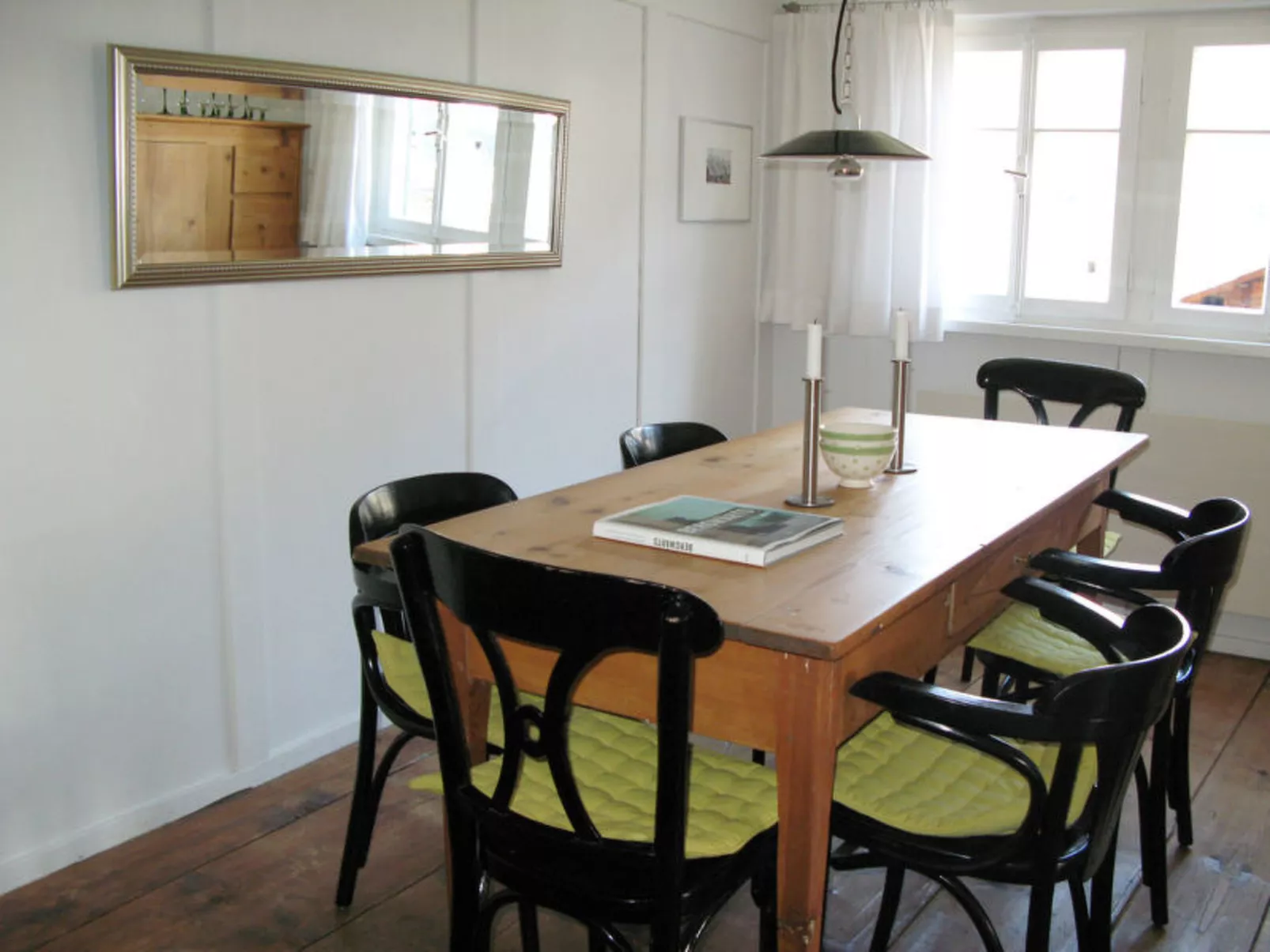 Altes Pfarrhaus, Surcasti, (Surcasti). - Drinnen