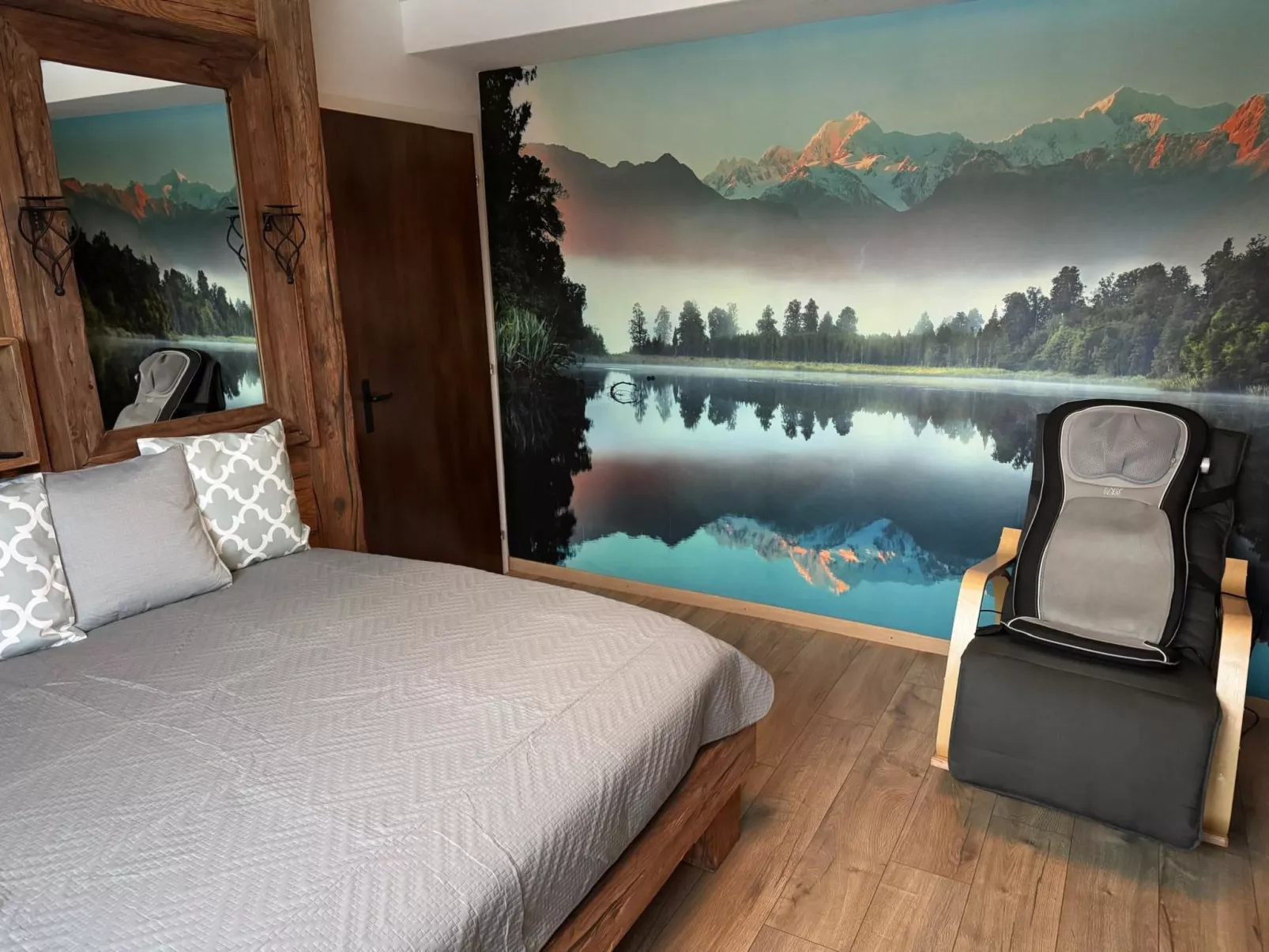 Berg-Bijou Scuol, (Scuol). - Drinnen
