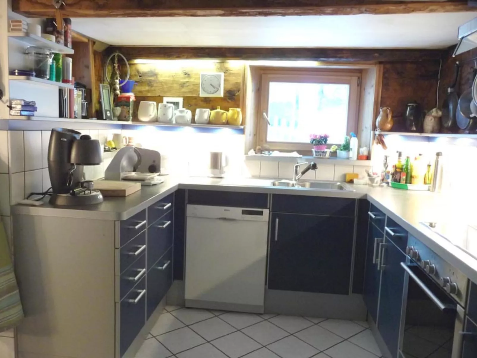 Ambach79, (Avers). - Drinnen