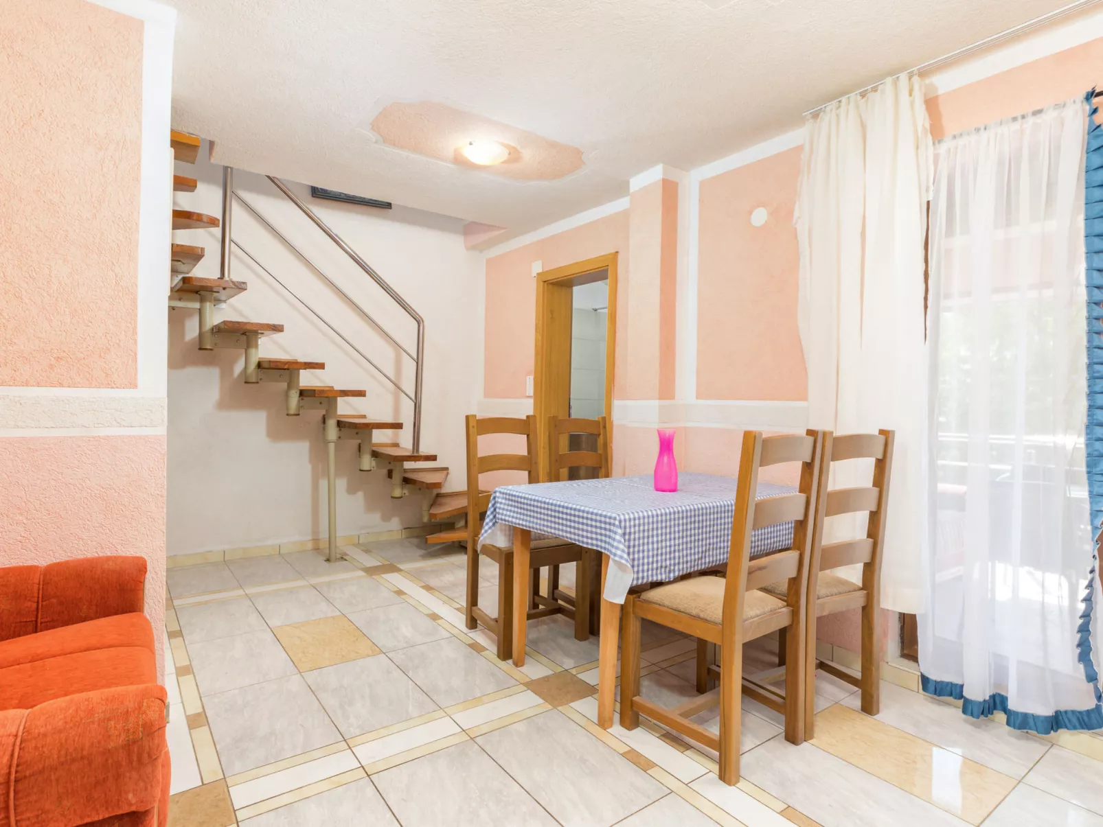 Apartment 709 - Inside