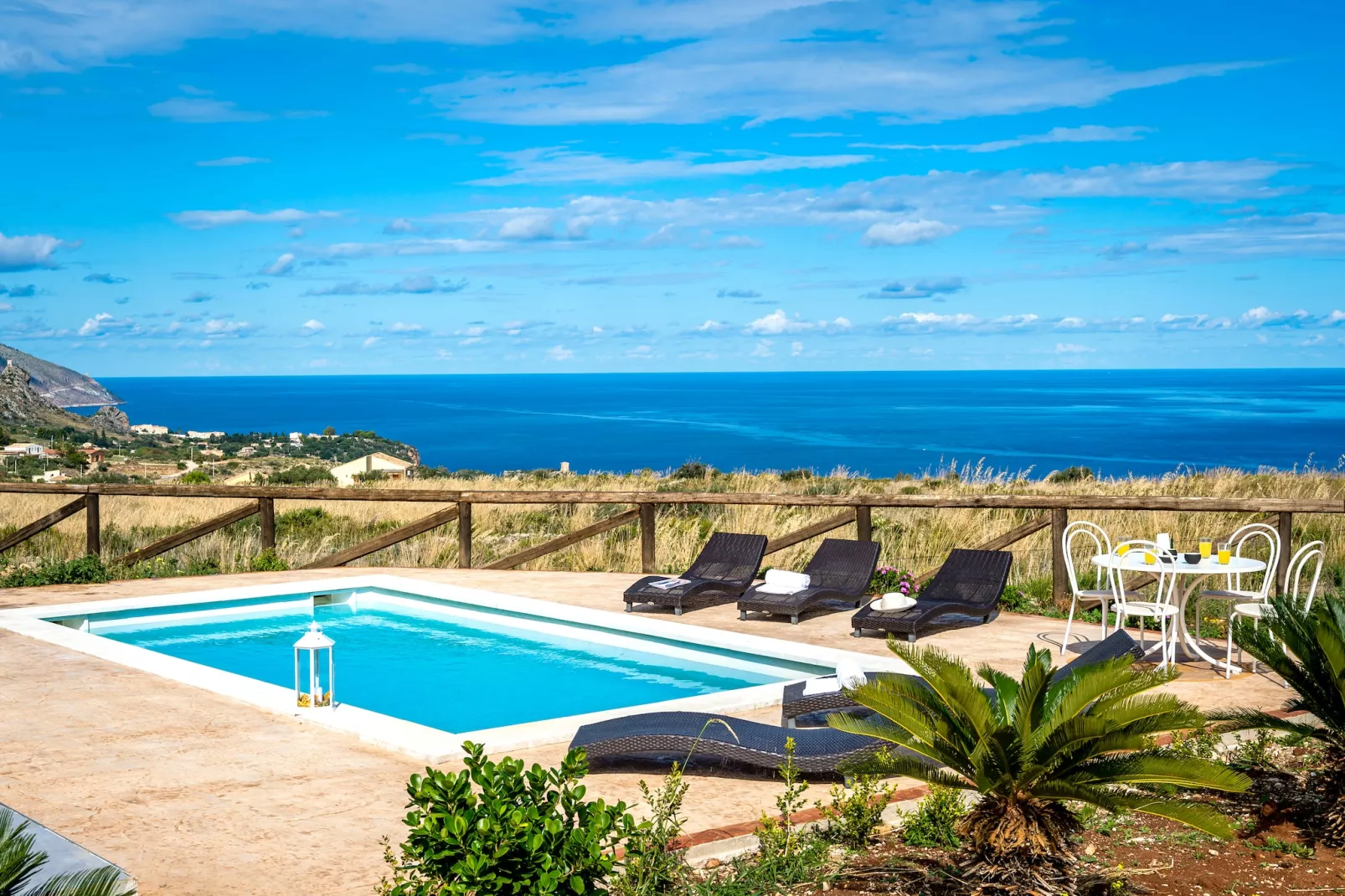 Villa Rocchi Livreri - Garten Sommer