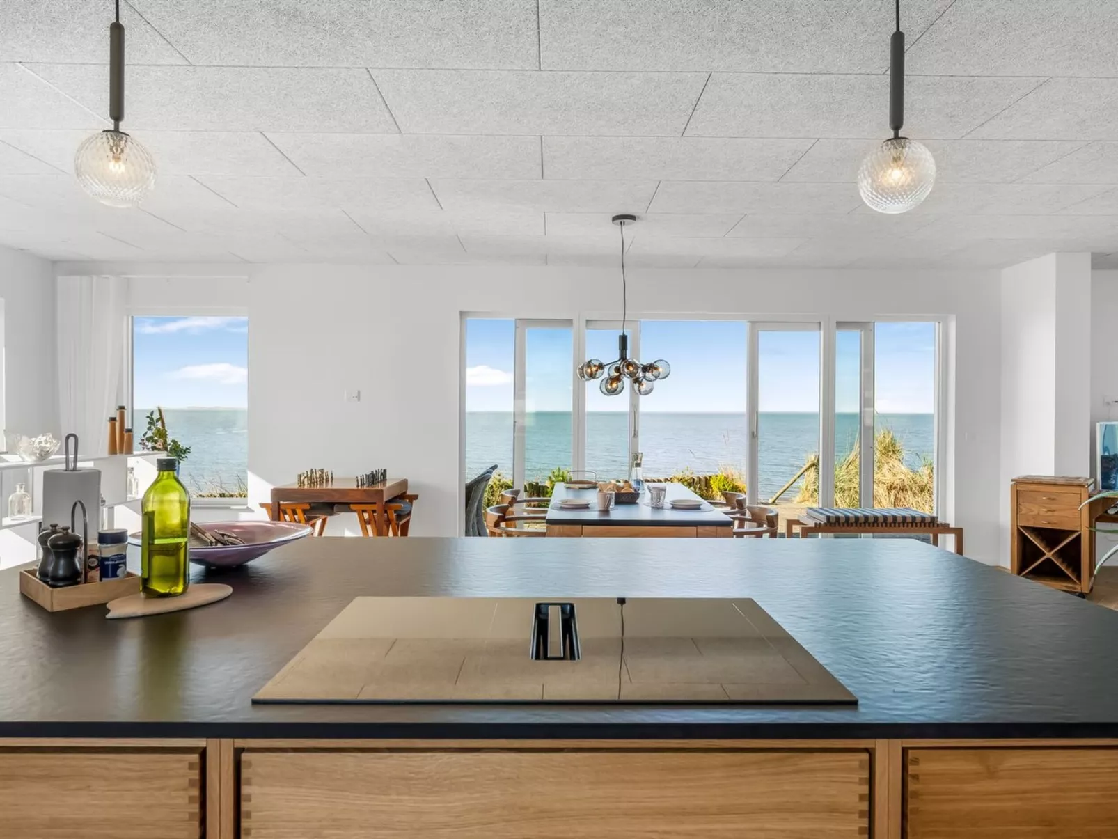 "Evamaria" - 10m from the sea - Inside