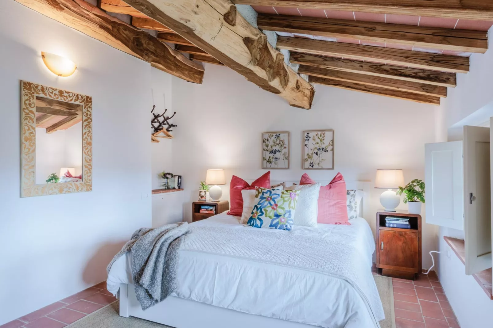 Casa Bellavista at Borghetto Farmhouse - Schlafzimmer