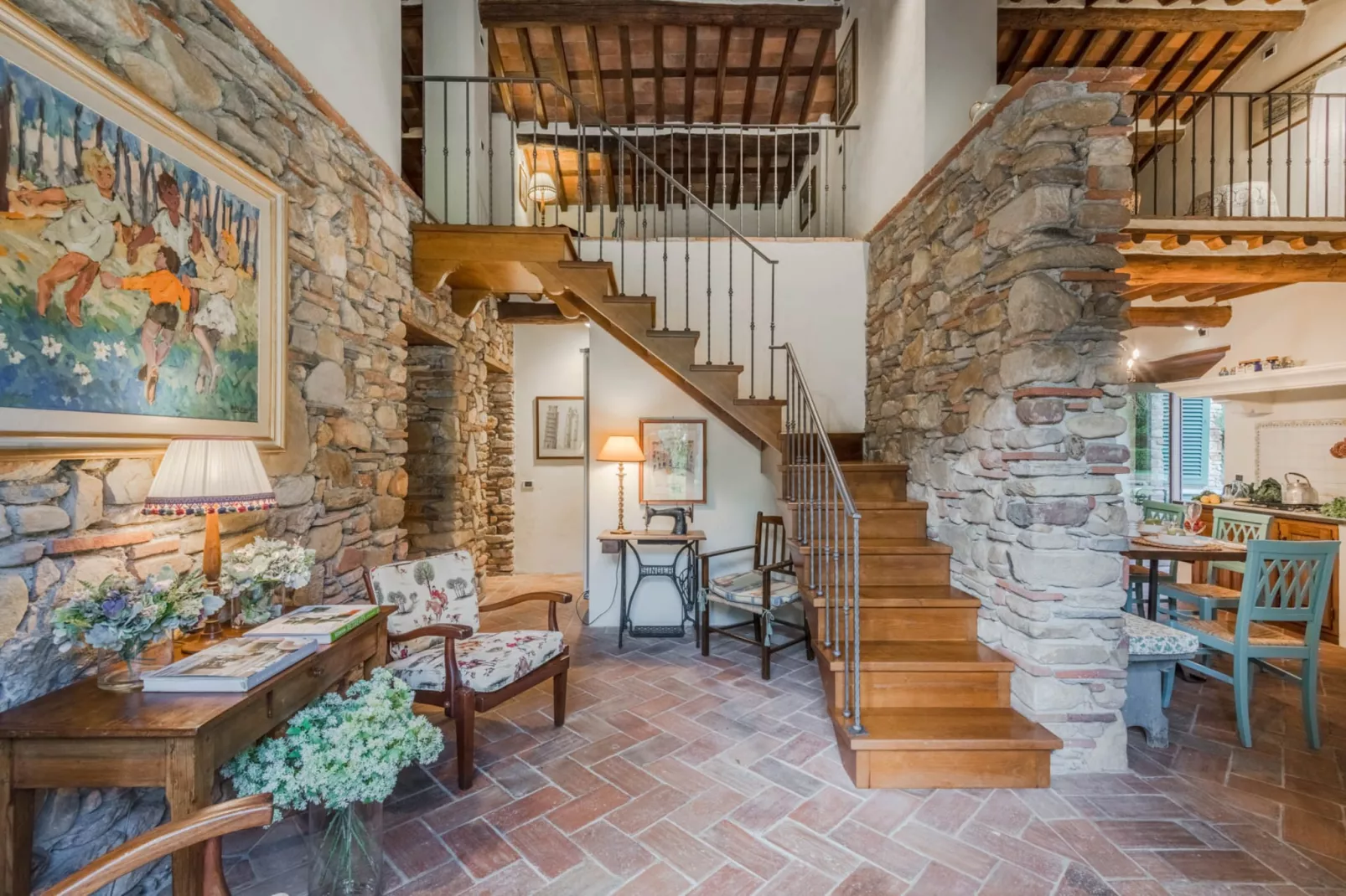 Citrus Charm Farmhouse - Wohnzimmer