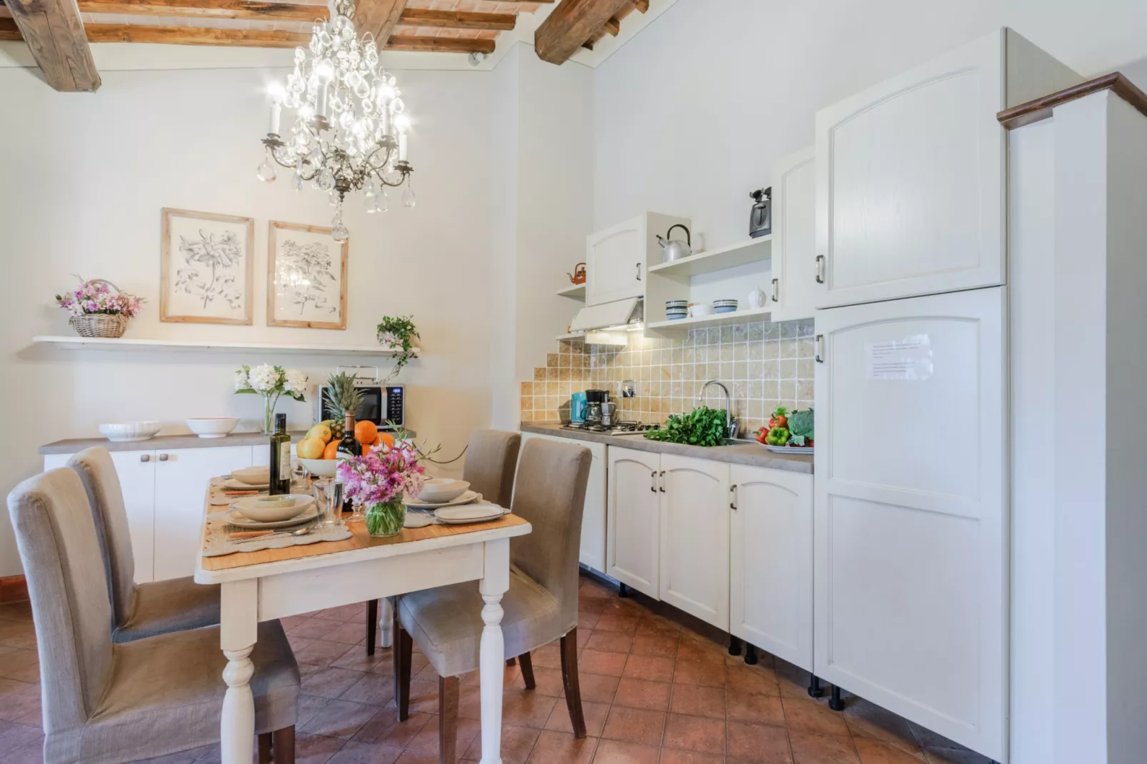 Maria Farmhouse Apartment in Wine Resort in Lucca - Esszimmer
