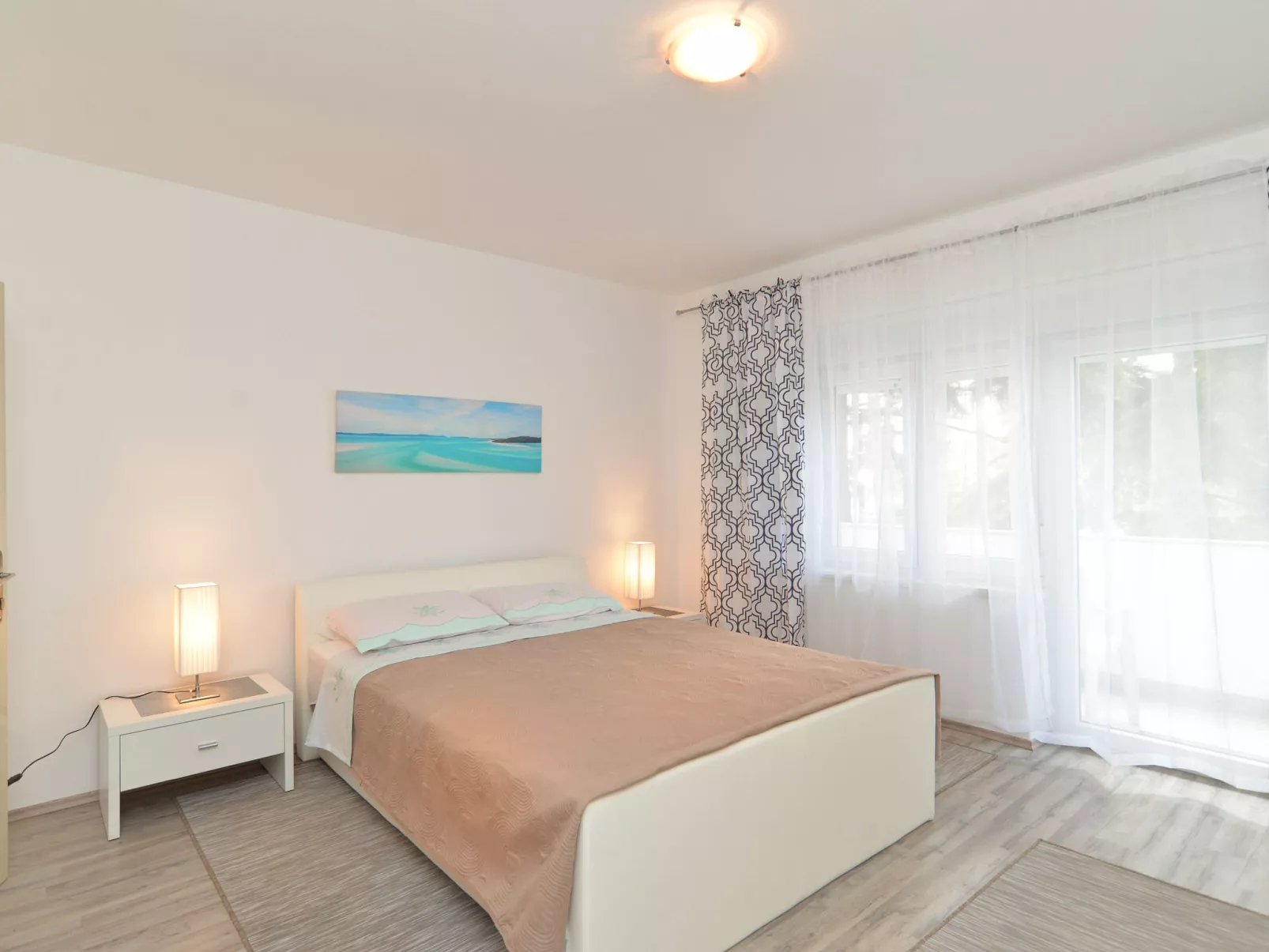 Apartment 1601 - Inside