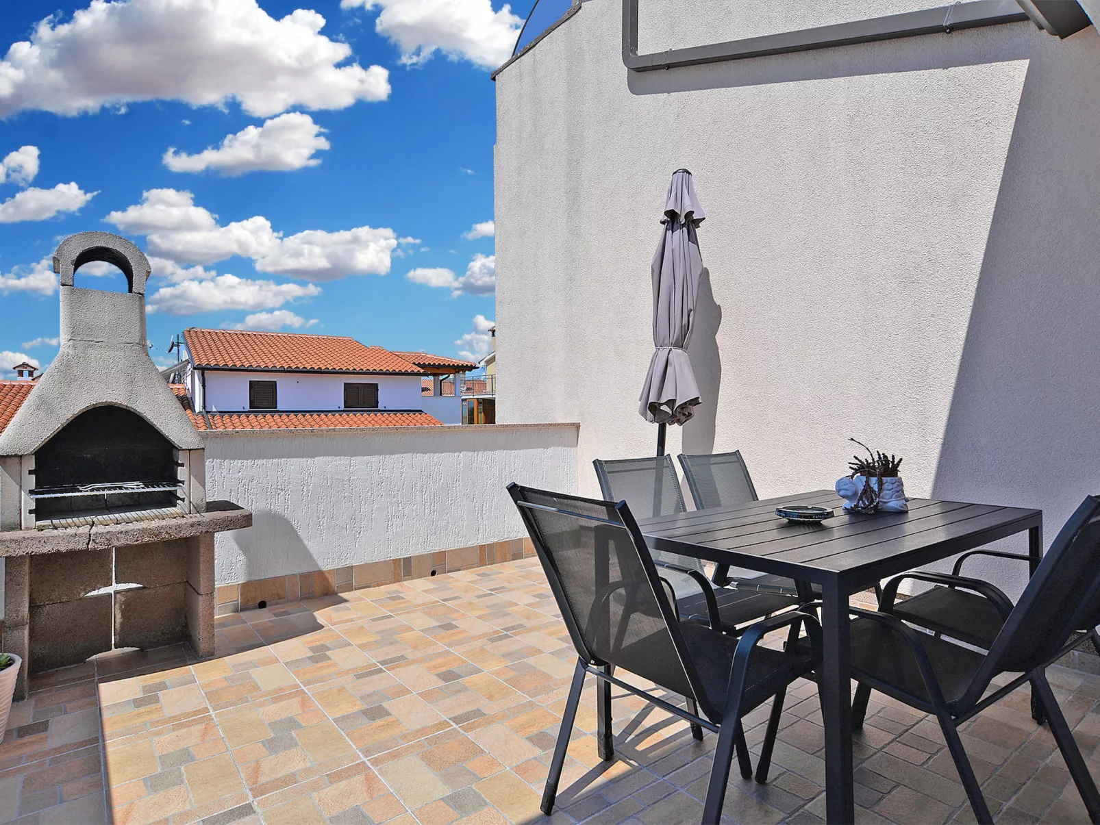 Apartment 2074 - Dehors