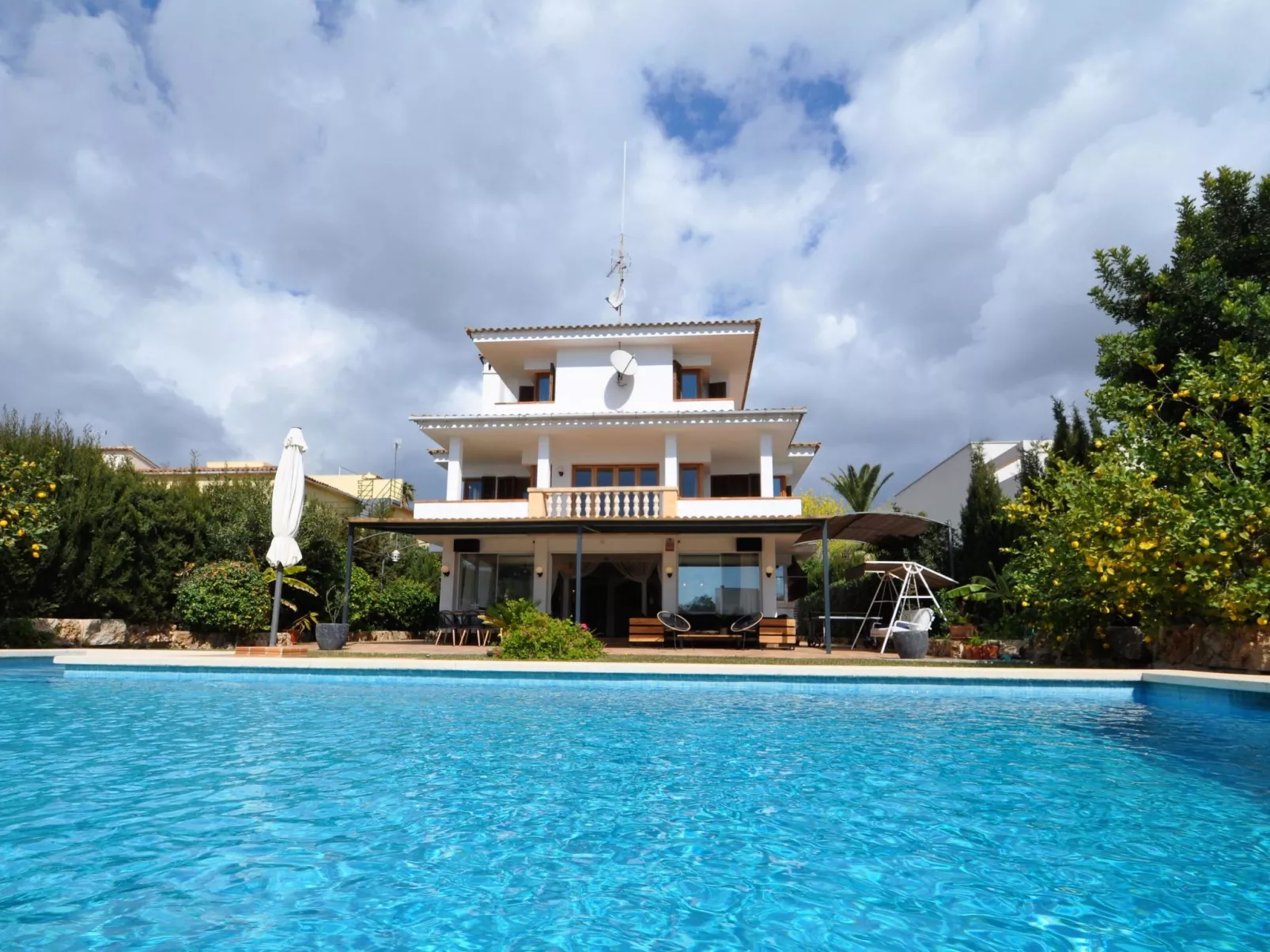 CA NA MALEN Hermosa casa para familias con gran piscina, jardín. - WiFi Gratis - Draußen