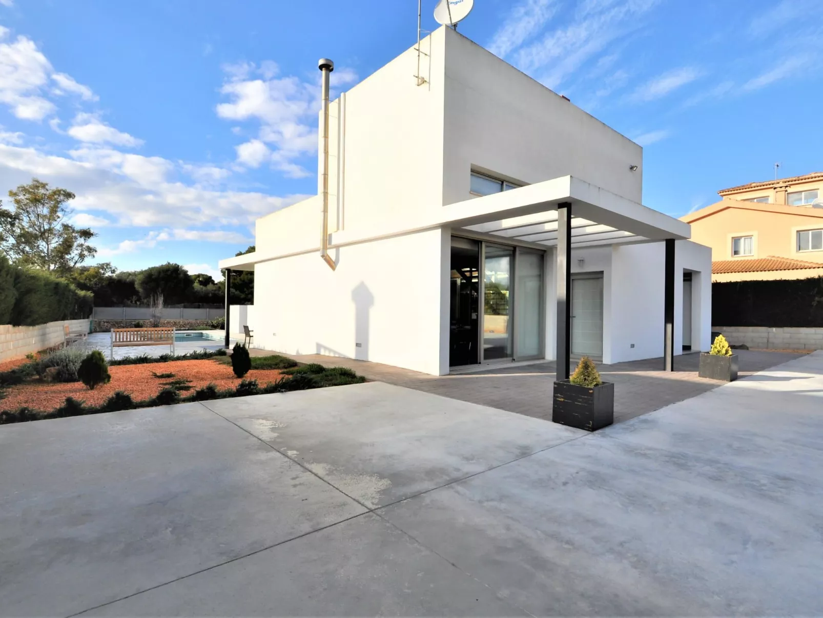 Moderna Villa cerca del golf y con piscina privada, ideal para familias - ofert - Outside