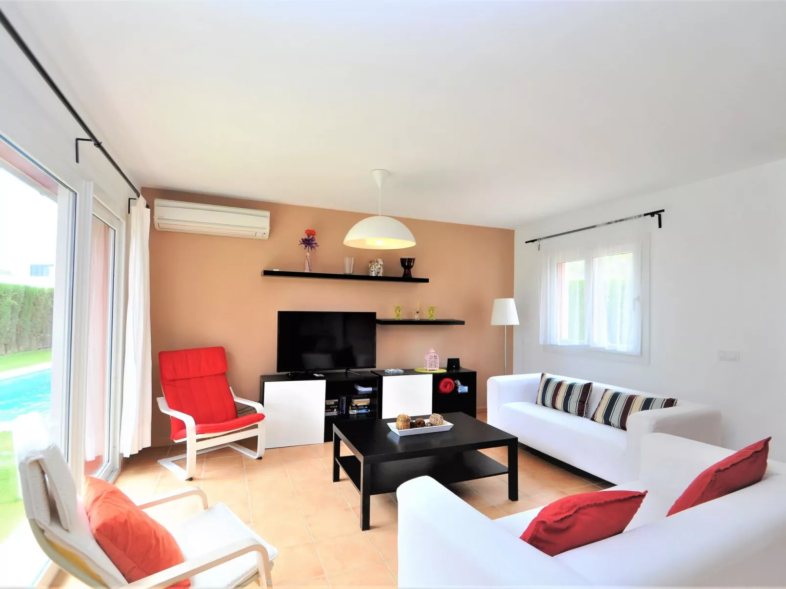 VILLA en Zona residencial tranquila con piscina privada ideal para familias - W - Inside