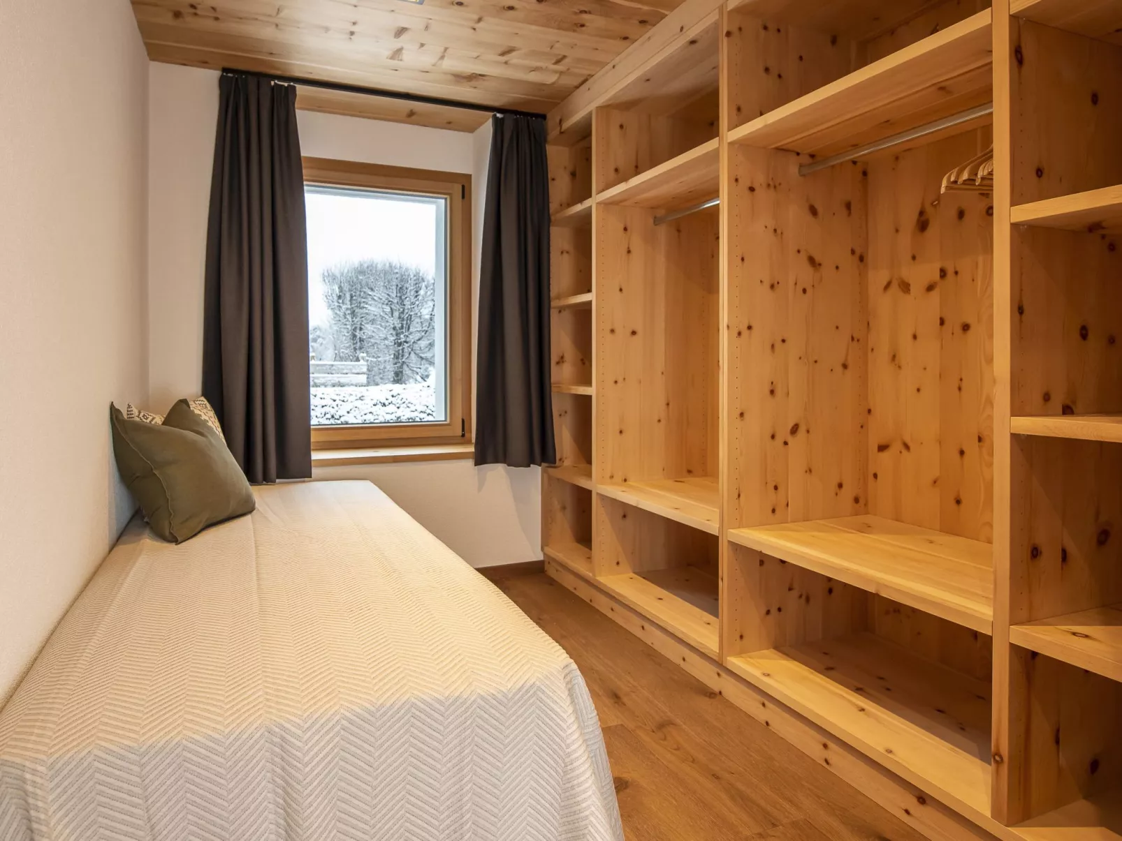 Flem Mountain Lodge, (Flims Waldhaus). Moderne neue 4.5 Ferienwohnung - Drinnen