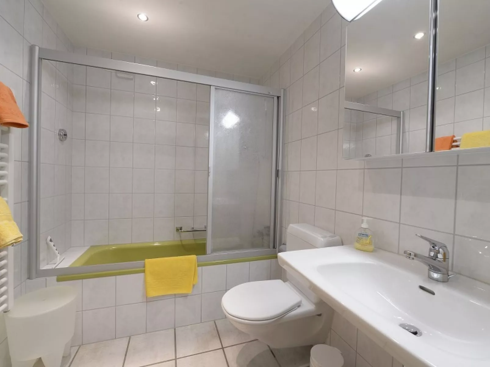 Vi 338a, (Scuol). - Drinnen