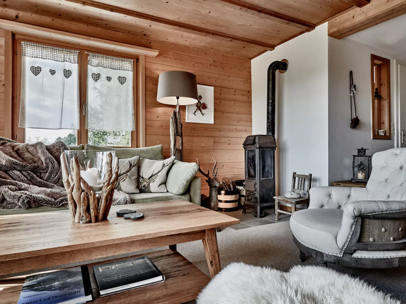Chalet Lieuretta da Tscharfs, (Feldis). - Inside
