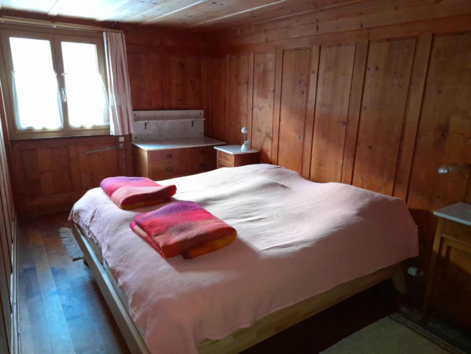 Ferienwohnungen Jörihus A&B, (Medels). - Inside