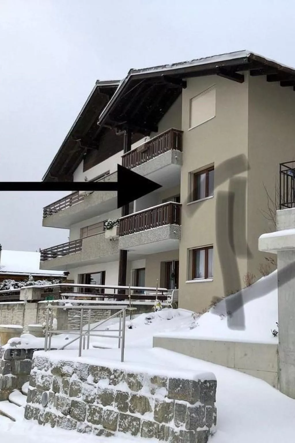 Neue 2 1/2-Zimmer-Ferienwohnung Crans-Montana - Randogne - Drinnen