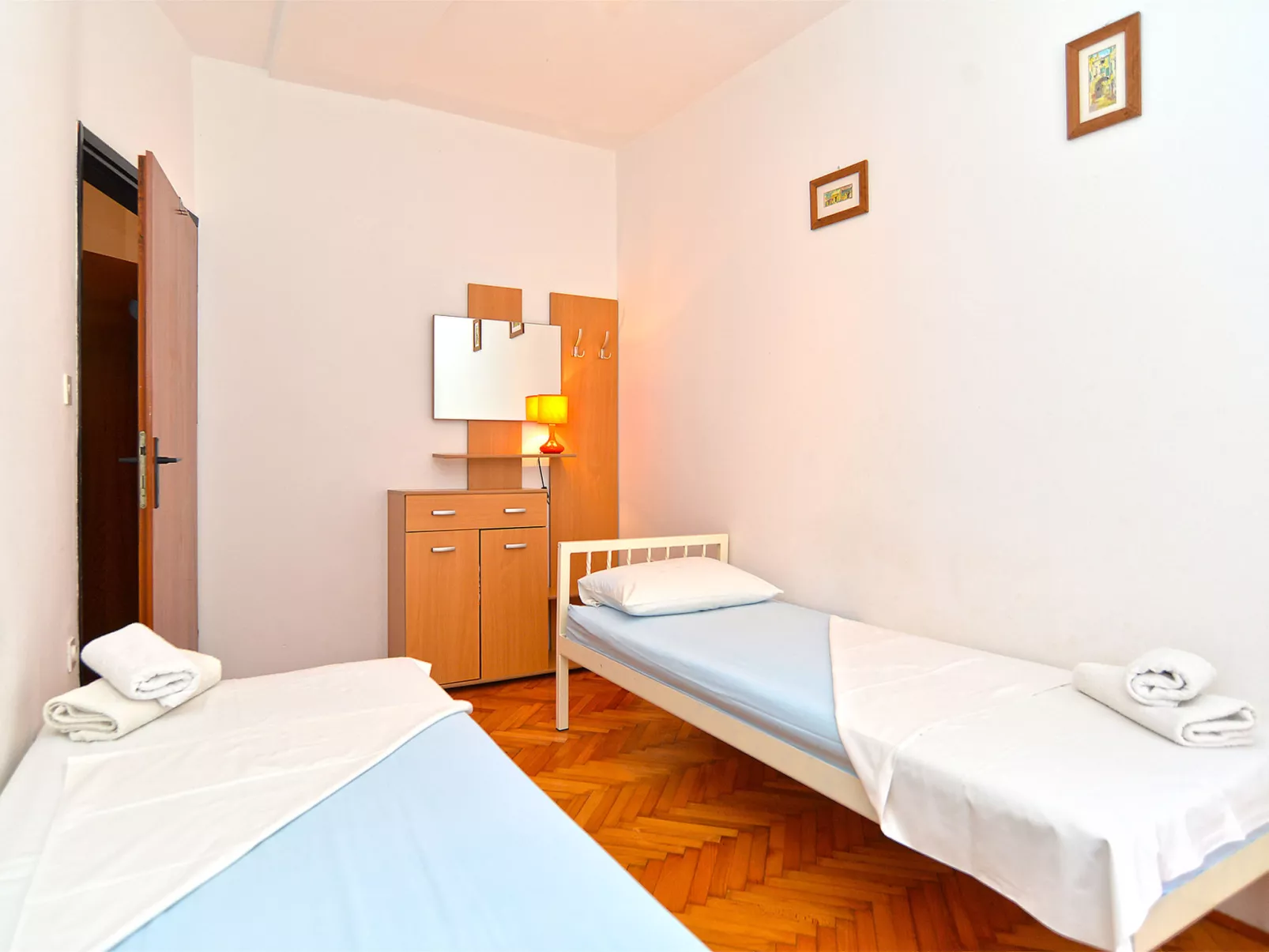 Apartment 442 - Inside