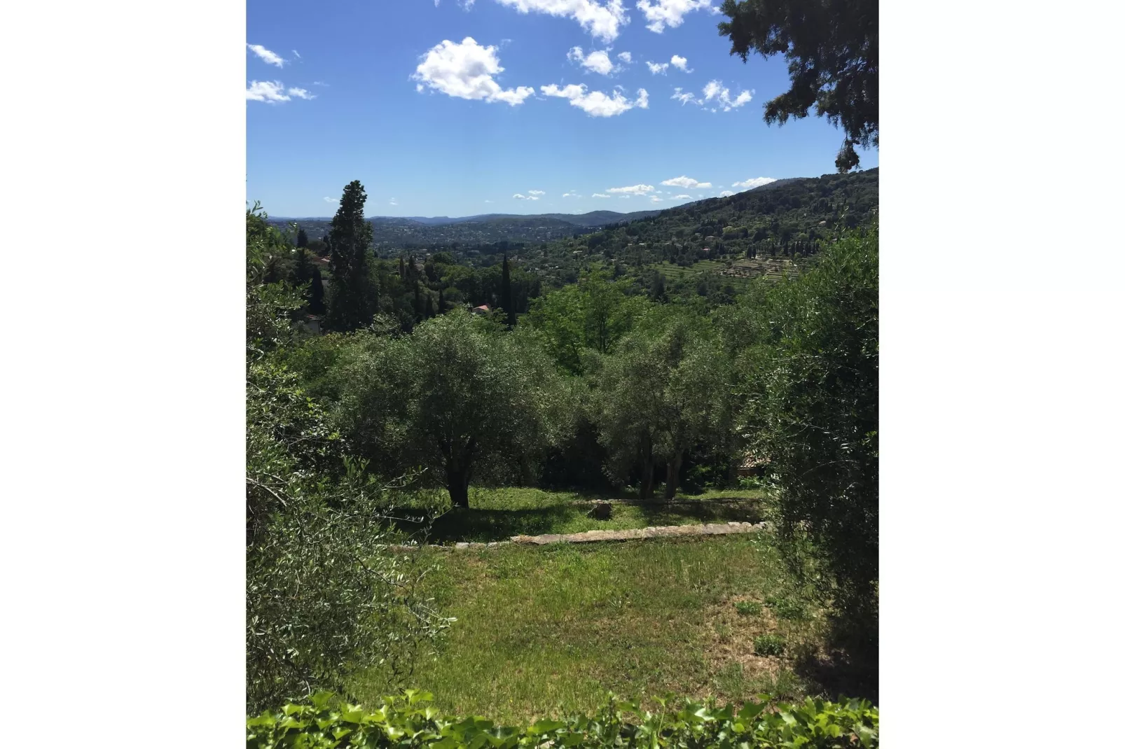 Grasse - Zones été à 1 km