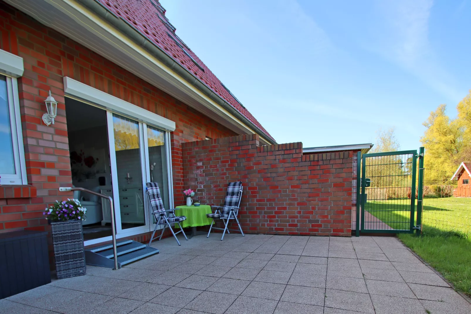 Schönes Ferienhaus in Alt Bukow Gaida - Terrace balcony