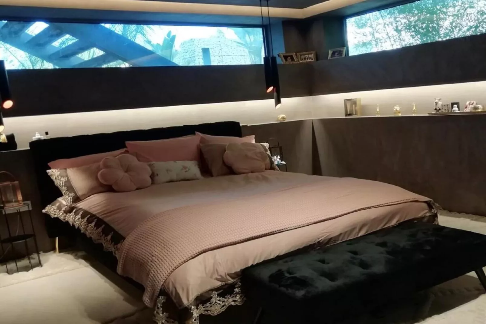 Luxury Villa at Vrahniou - Bedroom