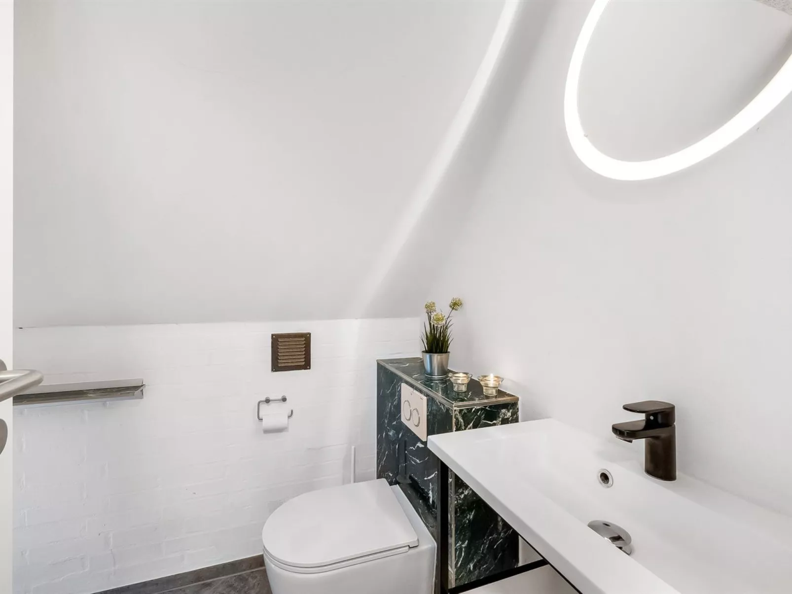 "Kimon" - 750m from the sea - Inside