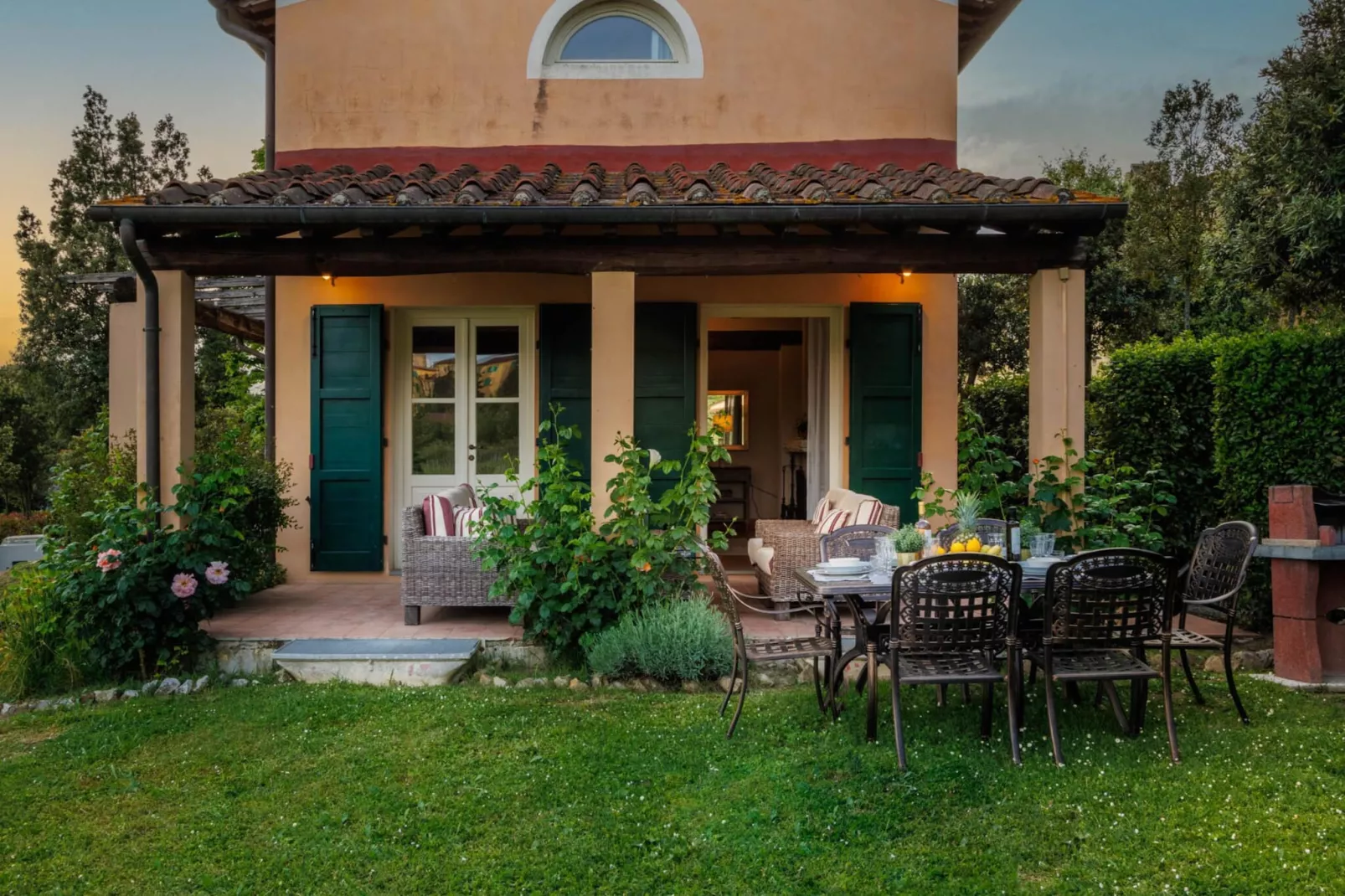 Cicale Farmhouse, 3 bedrooms Farmhouse with Pool - Exterior in summer