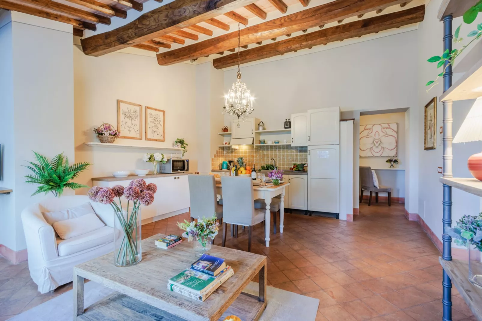 Maria Farmhouse Apartment in Wine Resort in Lucca - Esszimmer