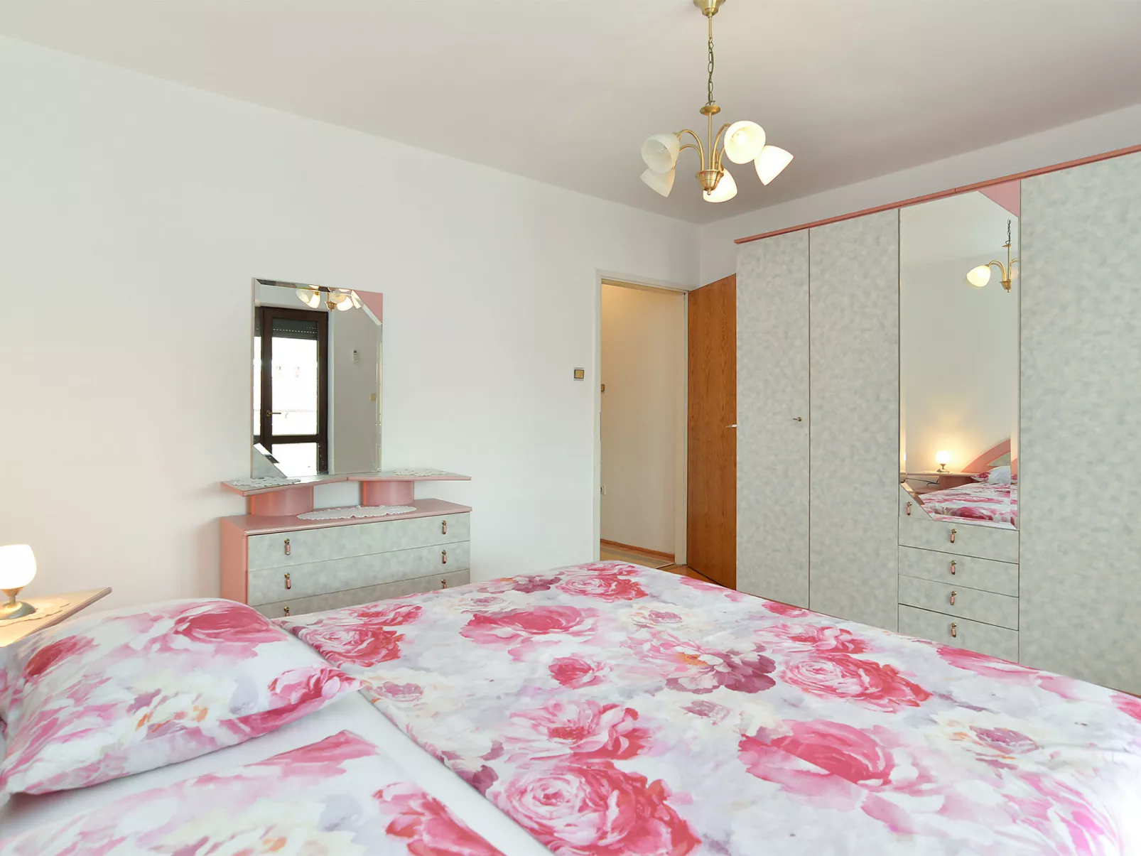 Apartment 43 - Dedans