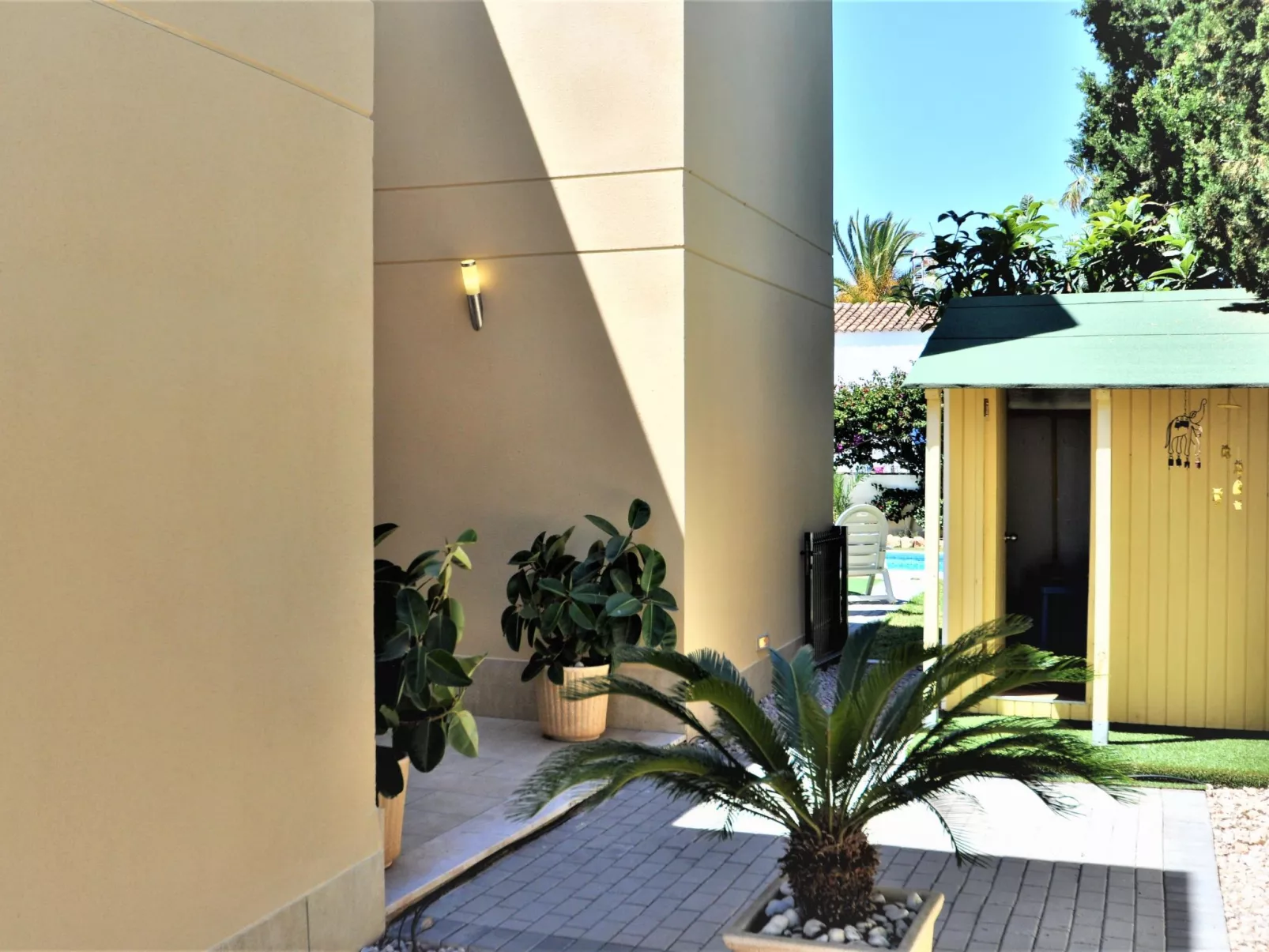 VILLA HUGO Casa en zona residencial tranquila Bahía Grande con Piscina Privada. - Outside