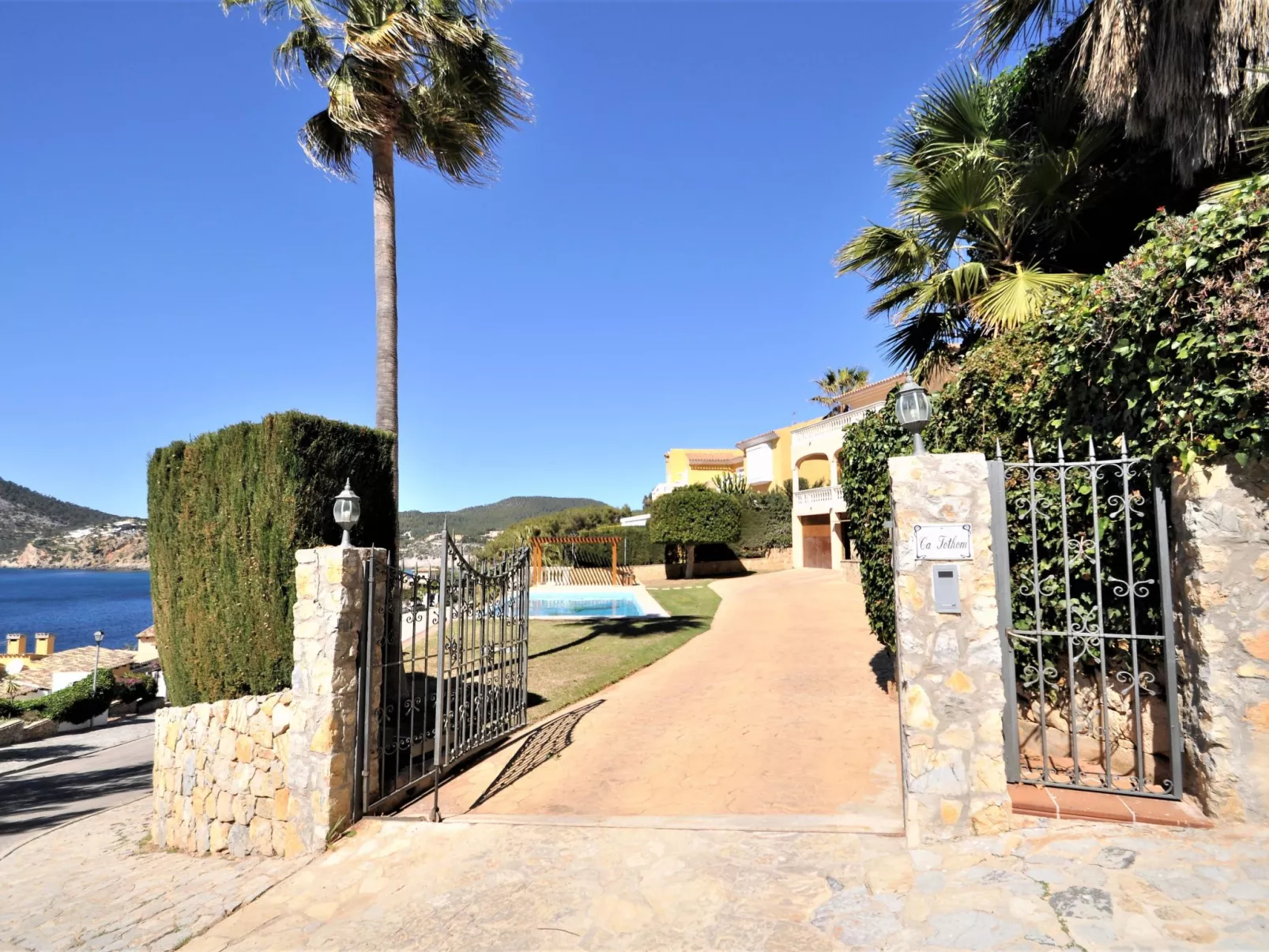 Villa CA TOTHOM con vistas al mar Camp de Mar para 8 personas (4 habitaciones) - Draußen