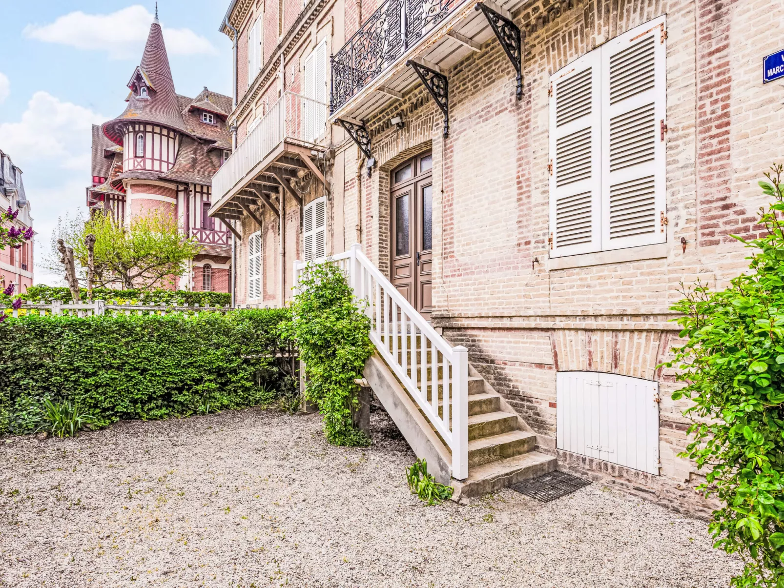 La Chapelle - Draußen
