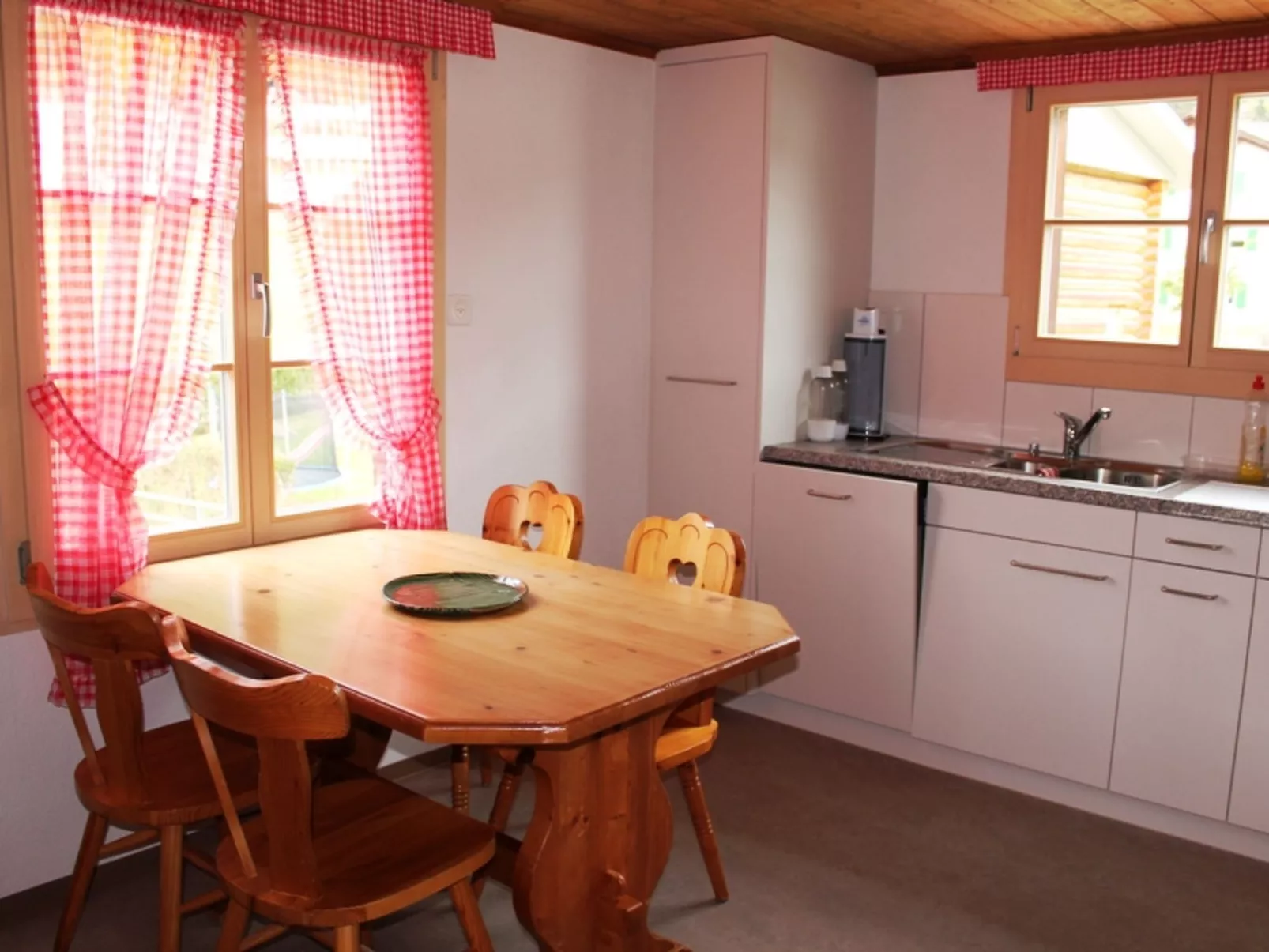 Chalet Scaletta de Castelberg, (Disentis/Mustér). - Drinnen