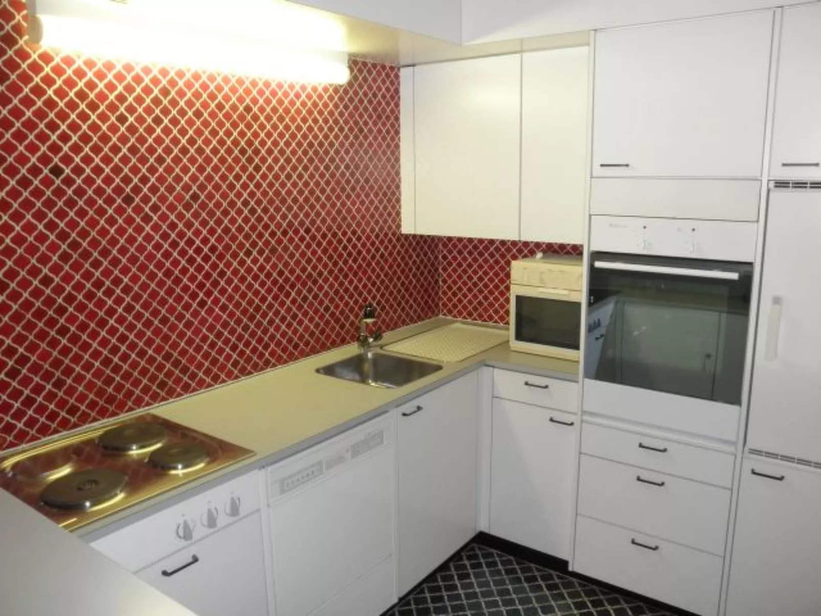 Ner B / Hartl, (Flims Dorf). 2.5 Zimmerwohnung - Drinnen