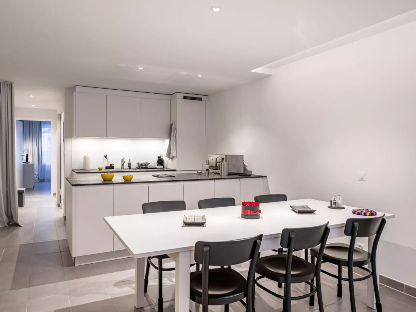 Rancho 121, (Laax Uletsch). 2.5 Zimmerwohnung, 70m², Dusche, sep. WC, für 3 Per - Dedans