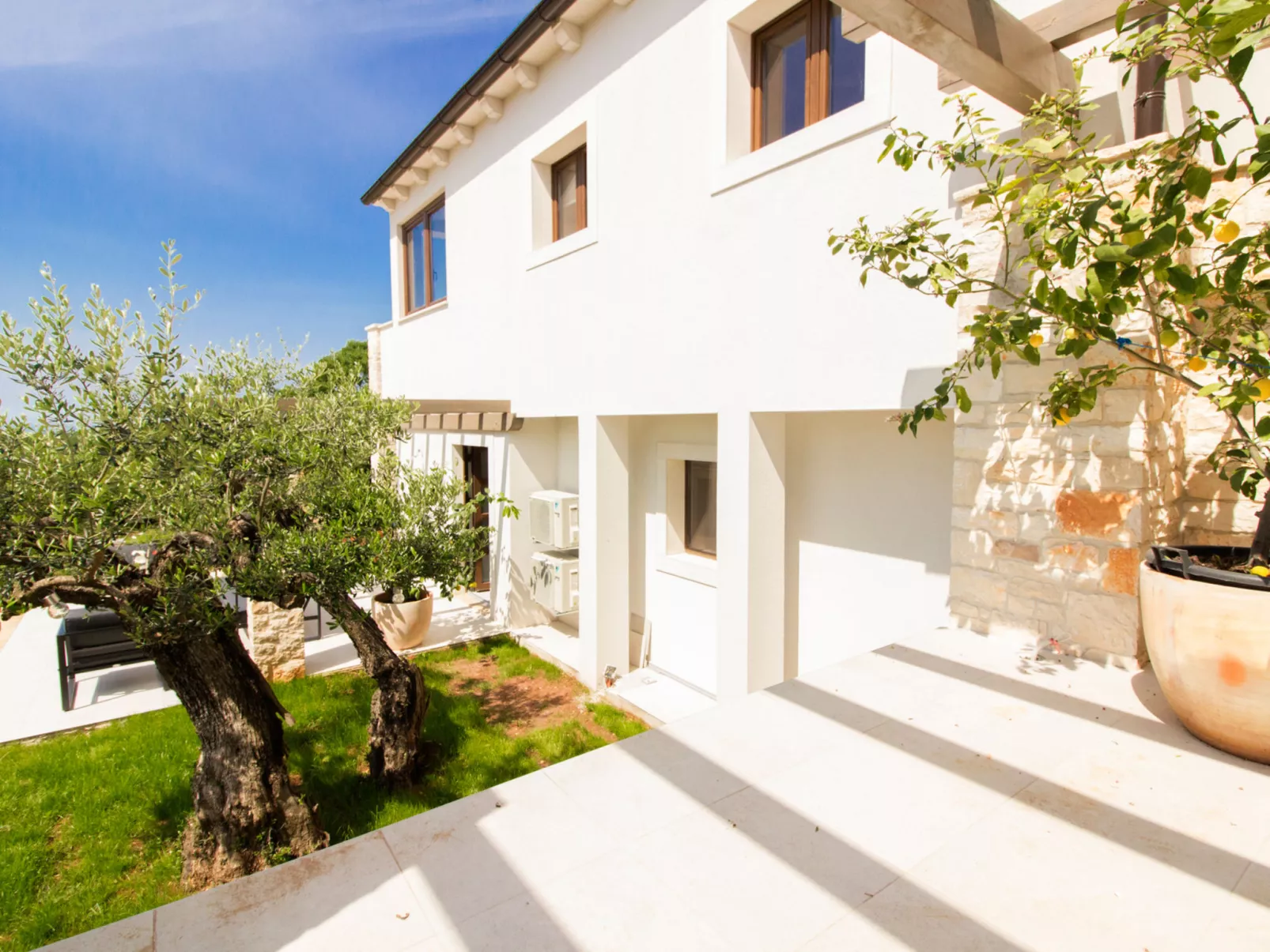 Villa Irma - Draußen