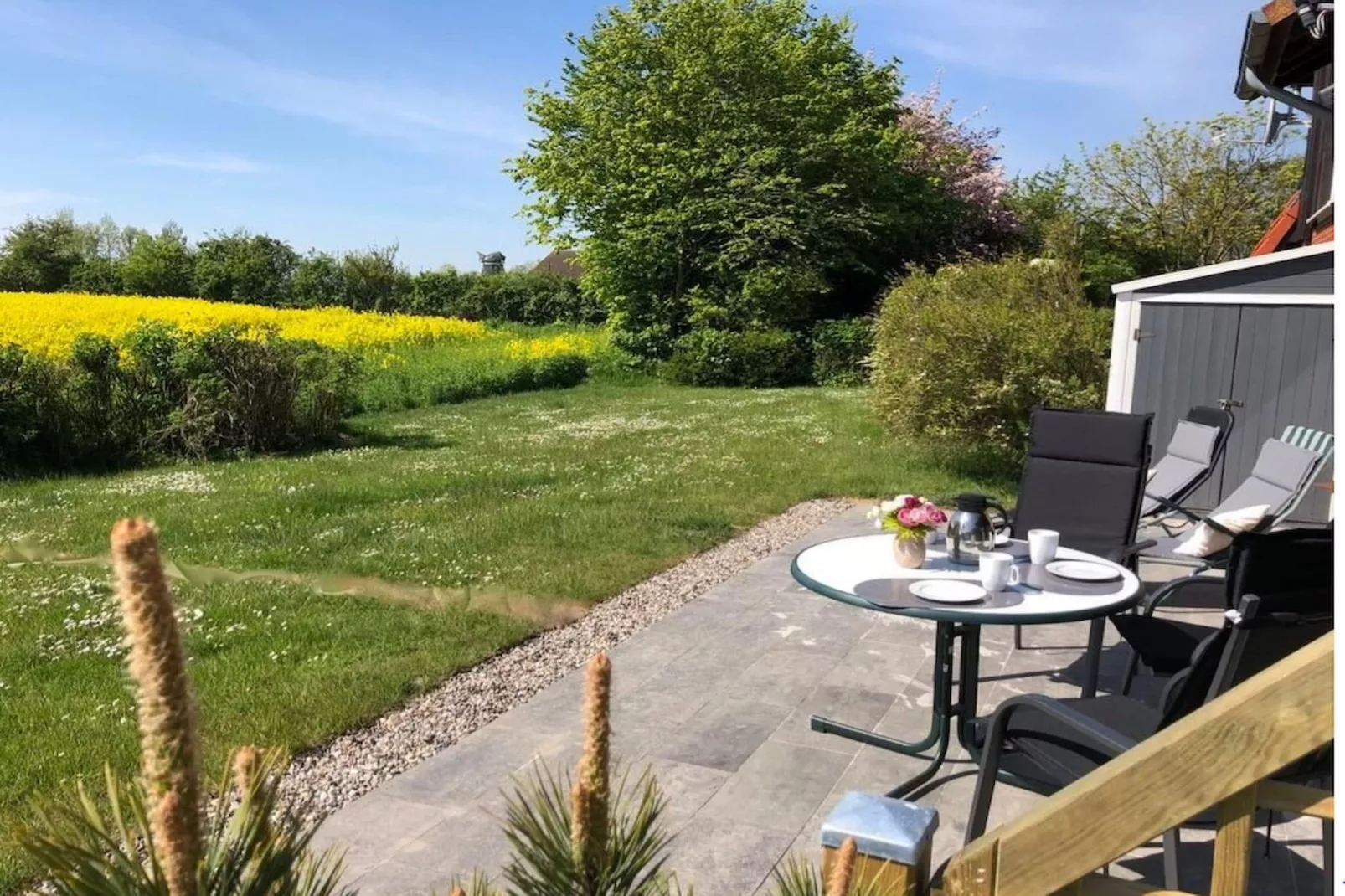 Ferienwohnung Kieferneck - Garten Sommer