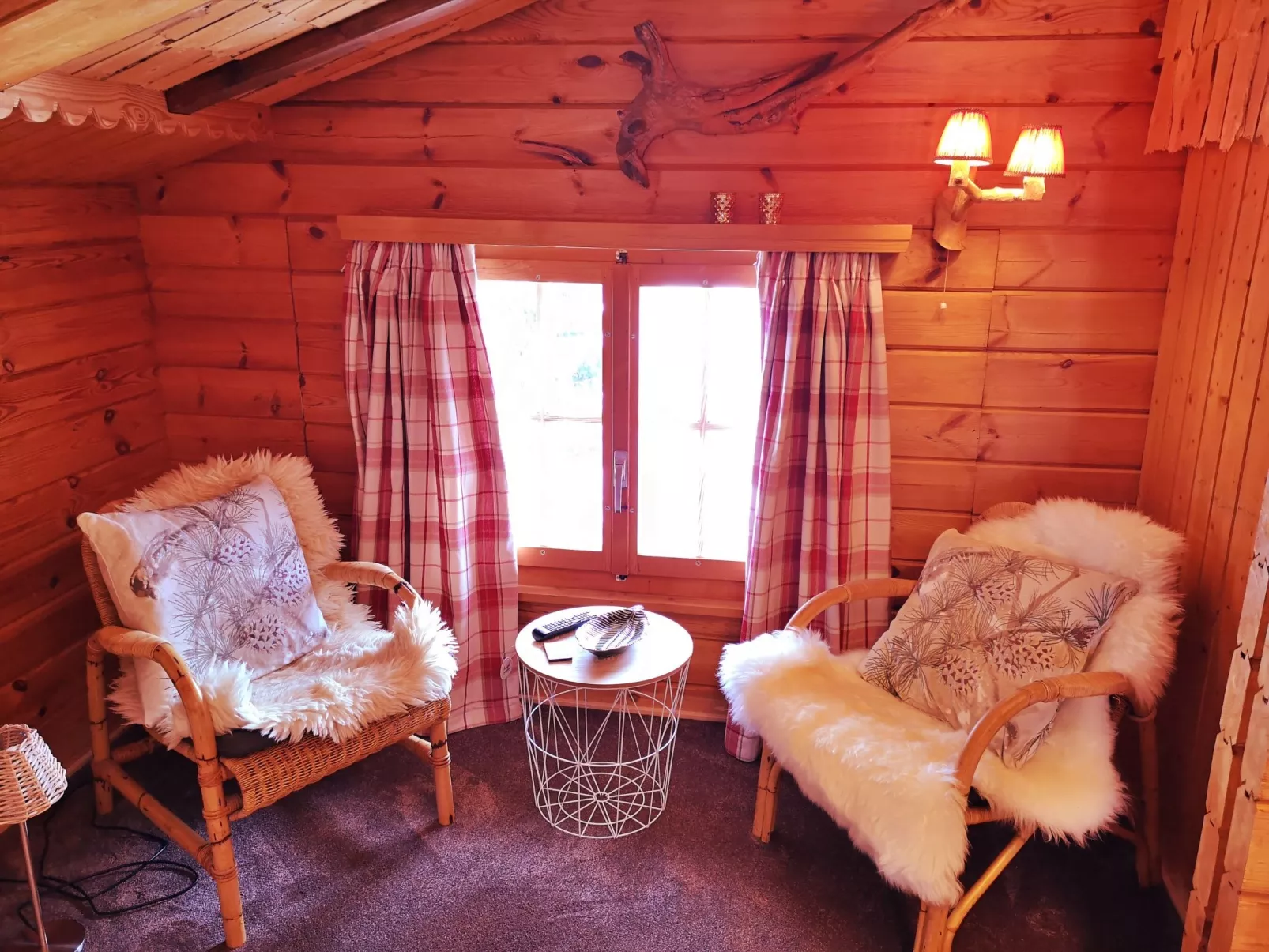 Chalet Dargun Bünter, (Camischolas/Sedrun), 221./222./224./.01+.02+.03 - Dedans