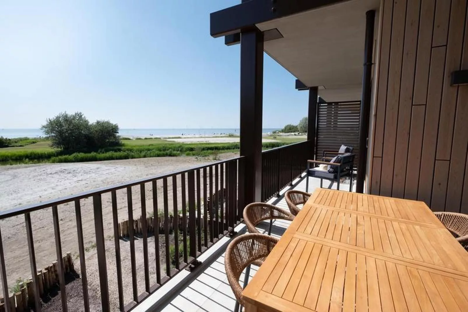 Luxury Beach Apartment | 6 Pers. - Terrasse/Balkon