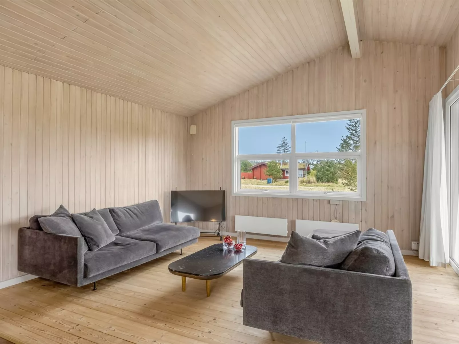 "Sighfrith" - 500m from the sea - Inside