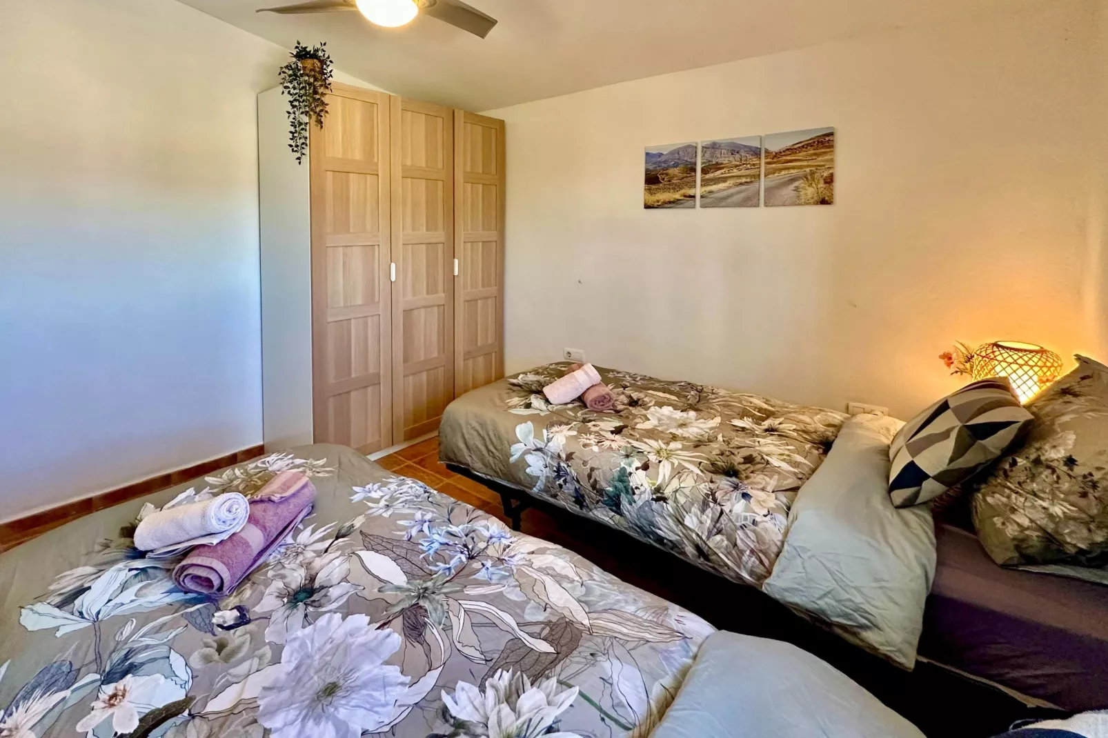 Villa Montes de Málaga - Schlafzimmer