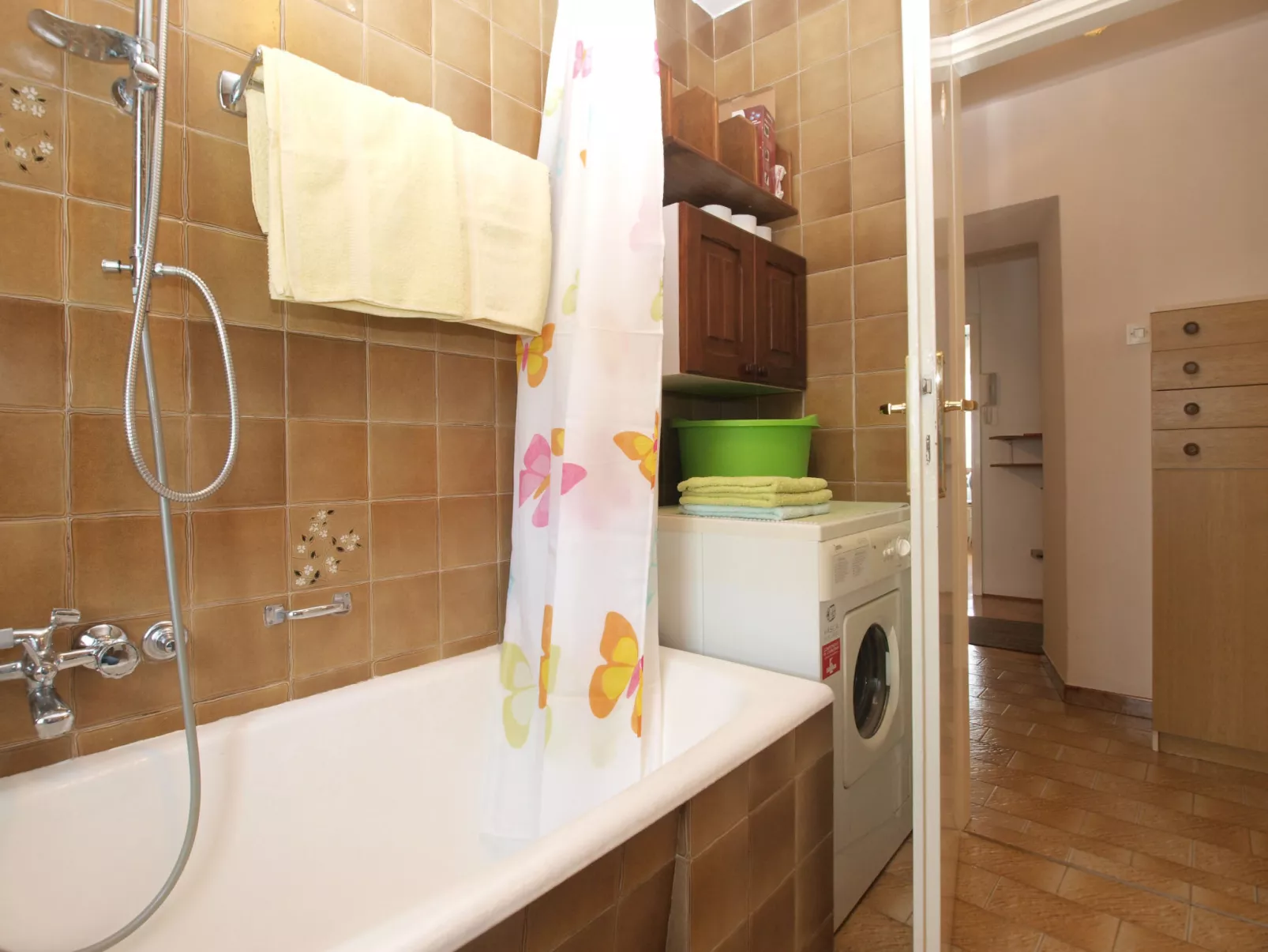 Apartment 64 - Drinnen