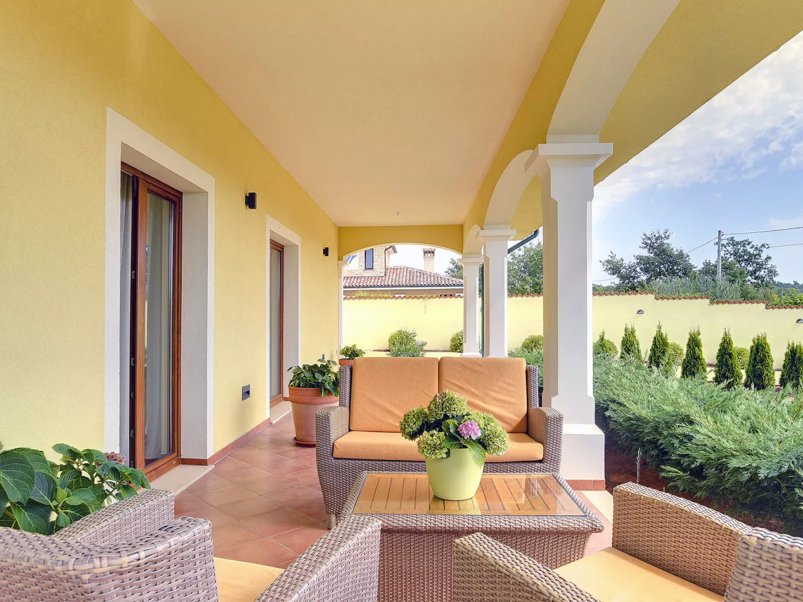 Villa Monica - Drinnen