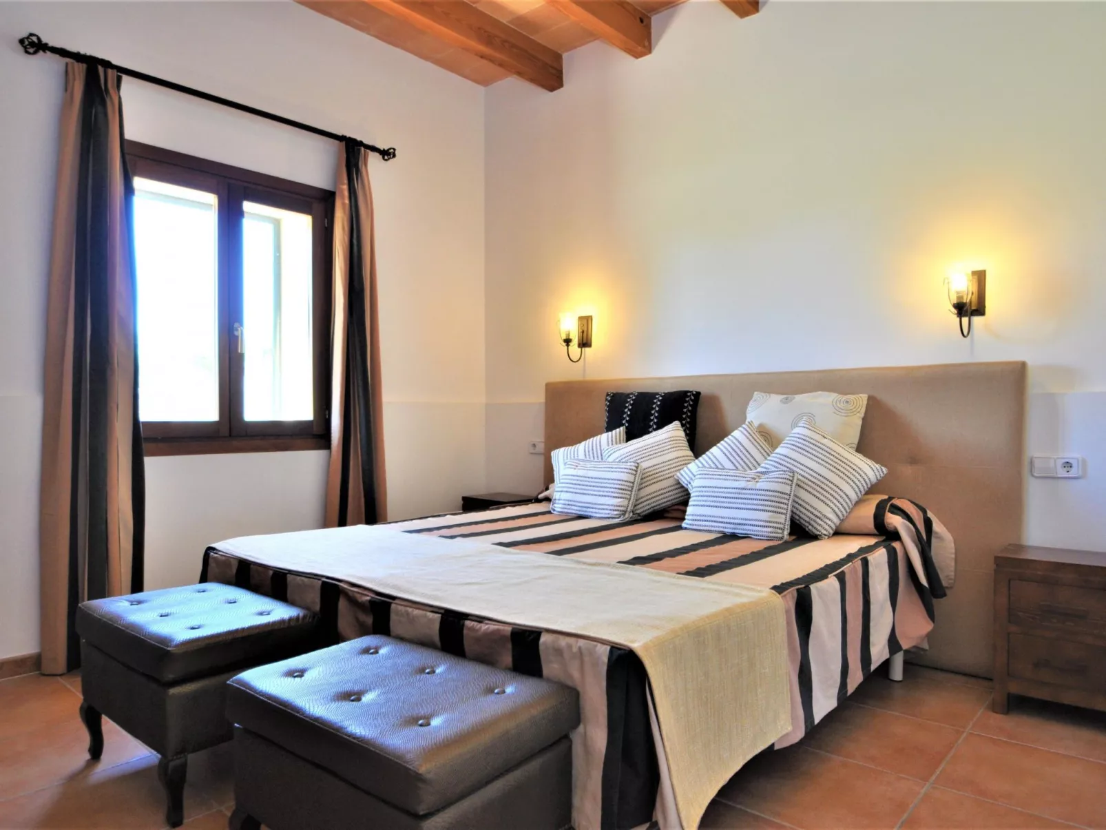 CAS BORRASSOS- Finca con piscina privada a 10 minutos de Palma.. BBQ. Wifi - Wi - Inside