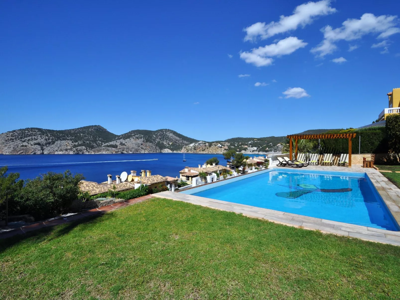 Villa CA TOTHOM con vistas al mar Camp de Mar para 8 personas (4 habitaciones) - Draußen